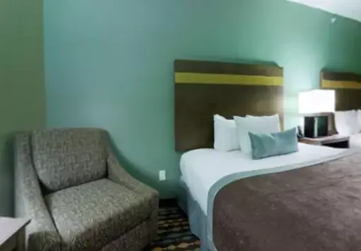 Bed in Wingate by Wyndham Bossier City
