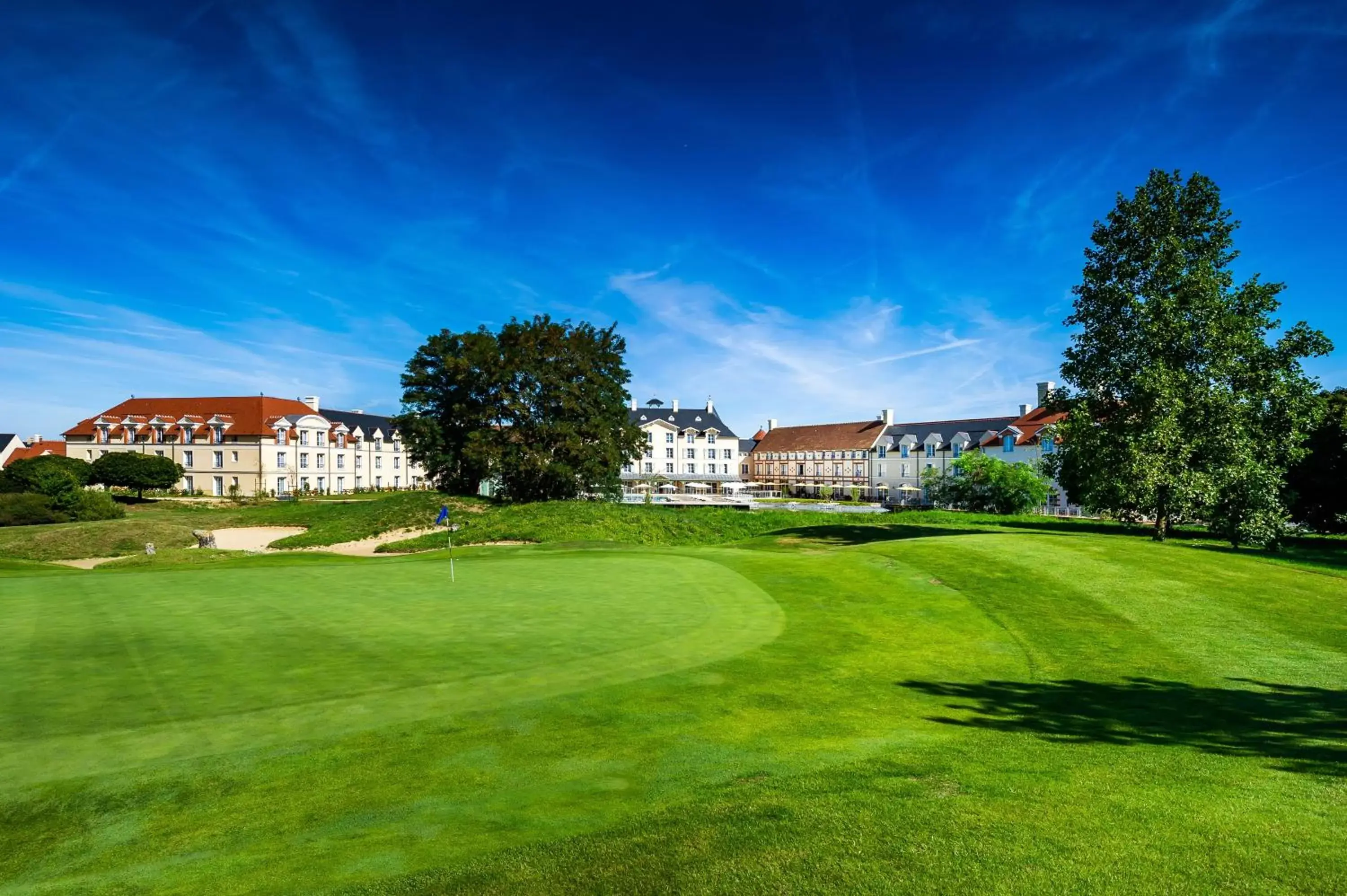 Garden, Property Building in Staycity Aparthotels near Disneyland Paris