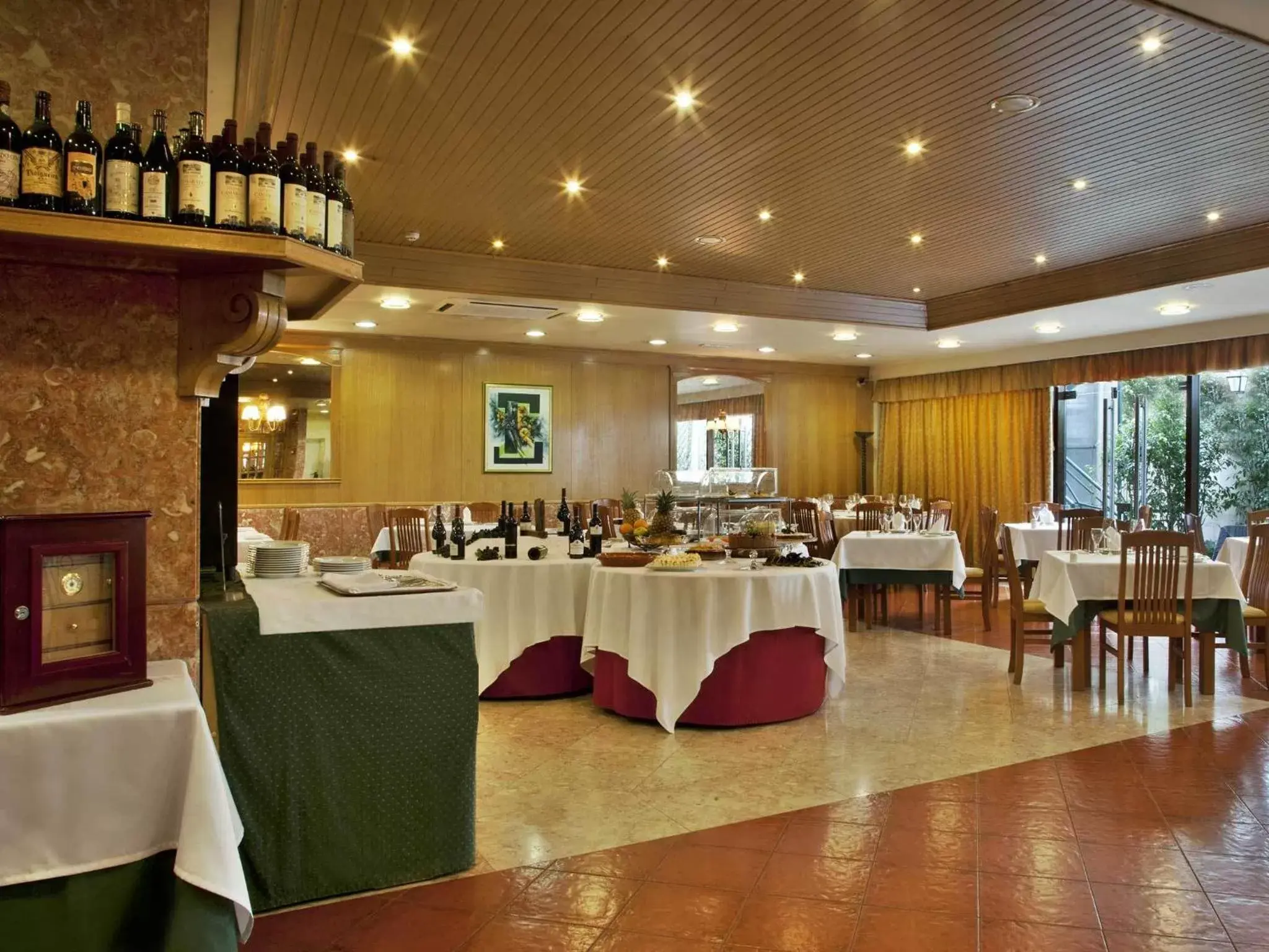 Restaurant/Places to Eat in TURIM Lisboa Hotel