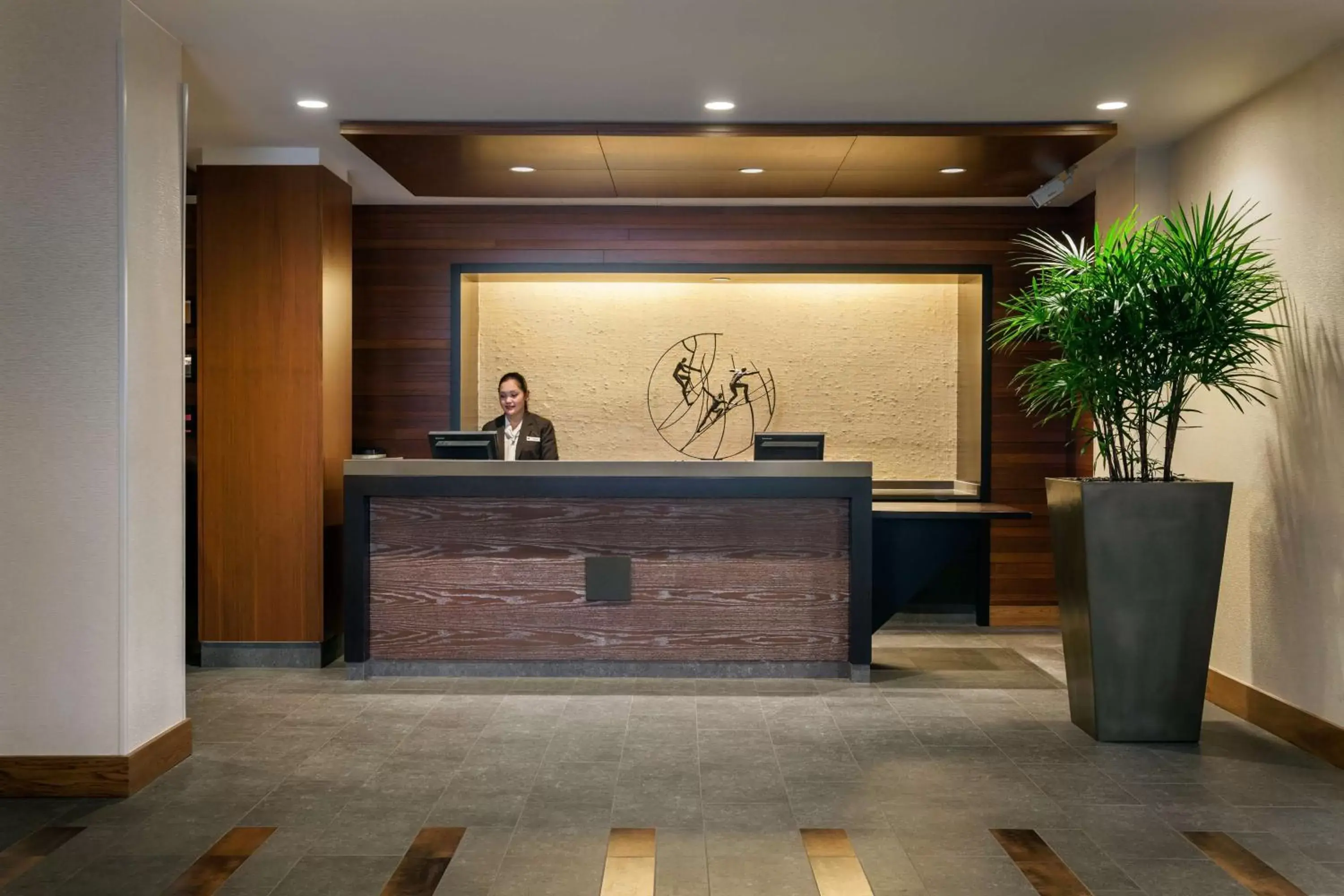 Lobby or reception, Lobby/Reception in DoubleTree by Hilton San Francisco Airport
