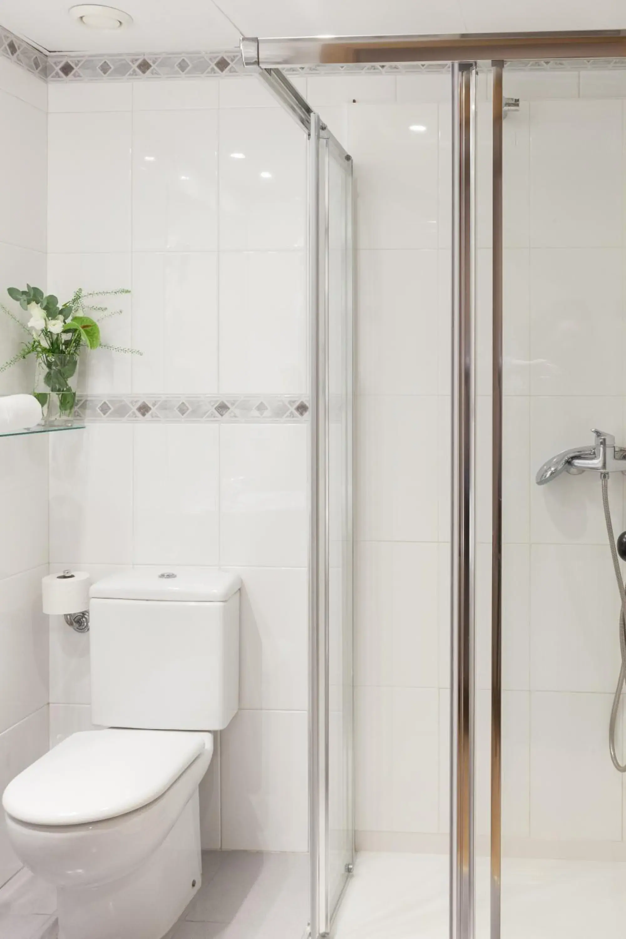 Bathroom in Hotel Monte Ulia