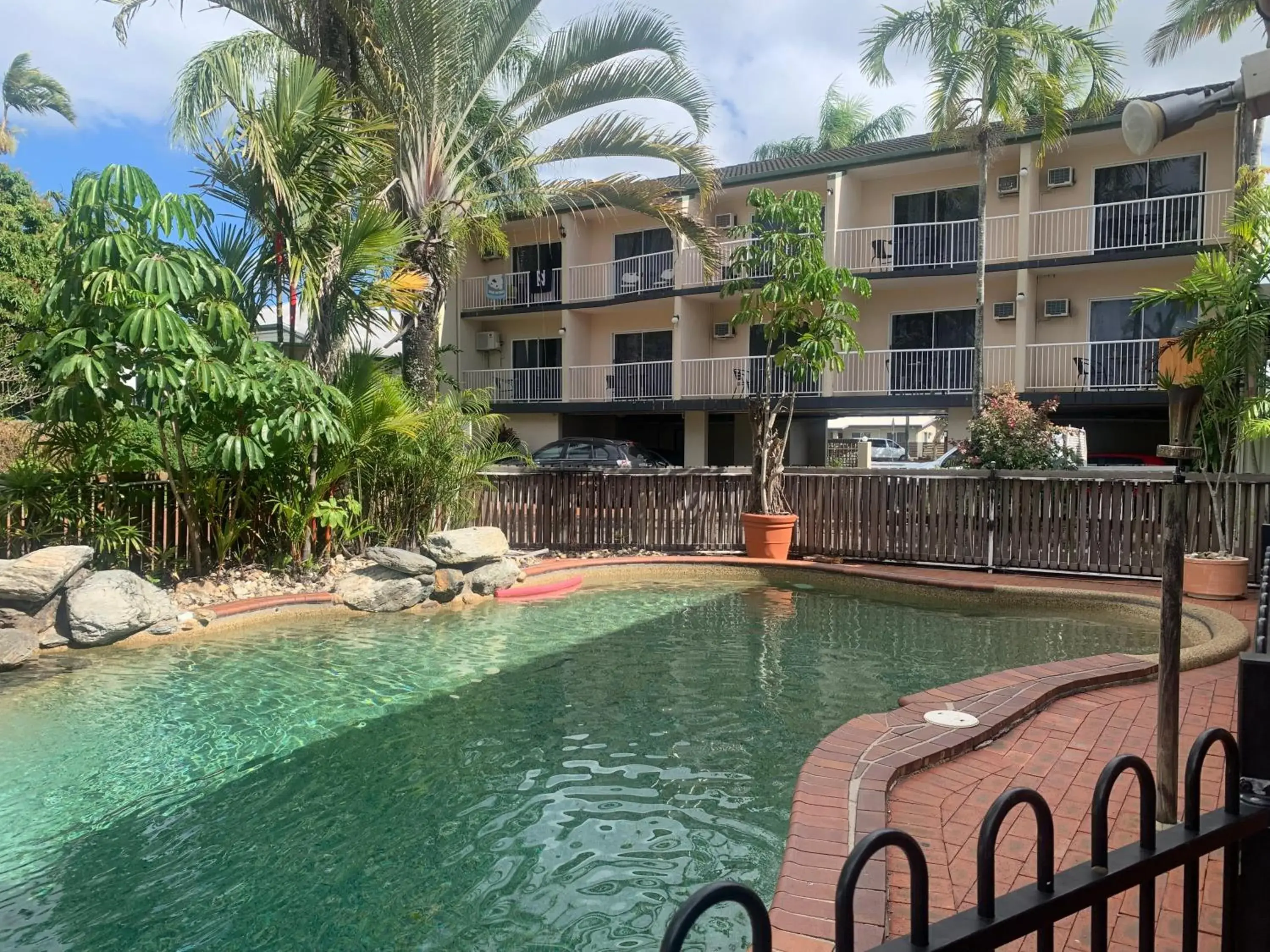 Swimming pool, Property Building in Cairns City Sheridan Motel