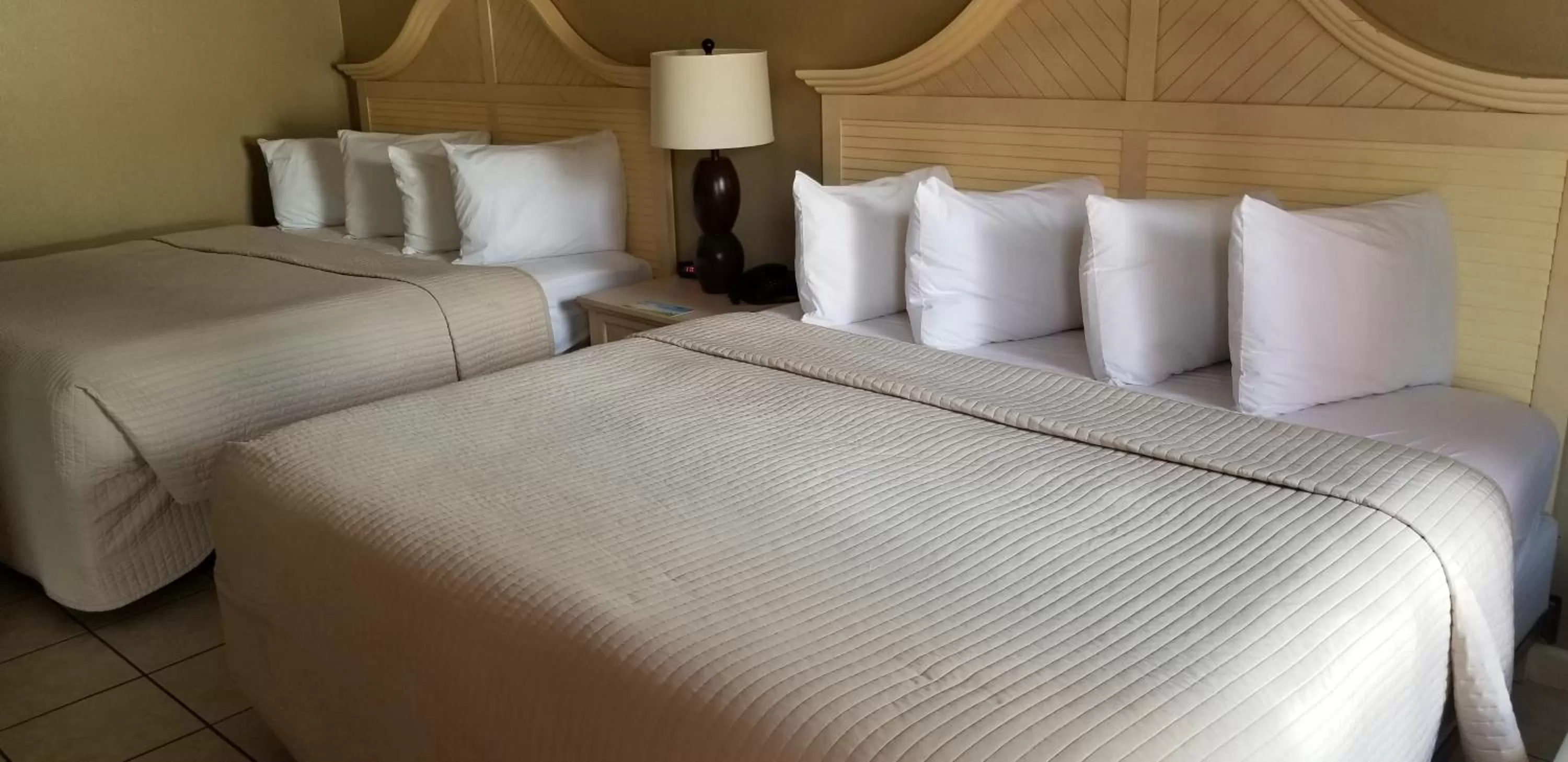 Bedroom, Bed in Days Inn by Wyndham Cocoa Cruiseport West At I-95/524