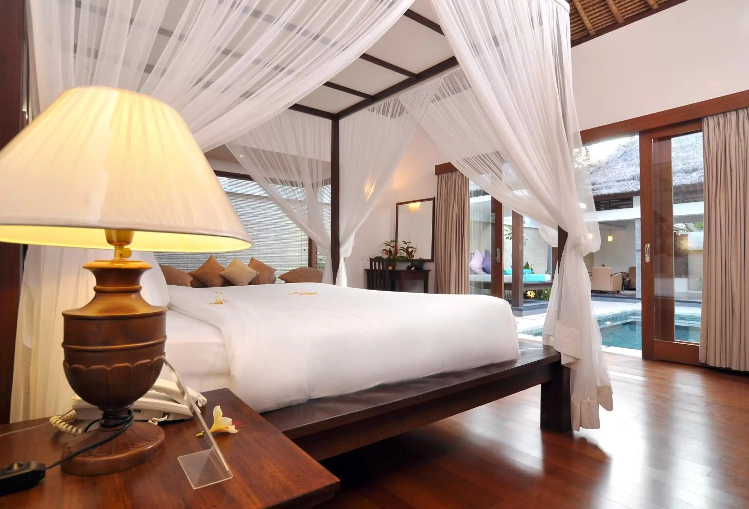 Bed in Puri Mas Boutique Resort & Spa