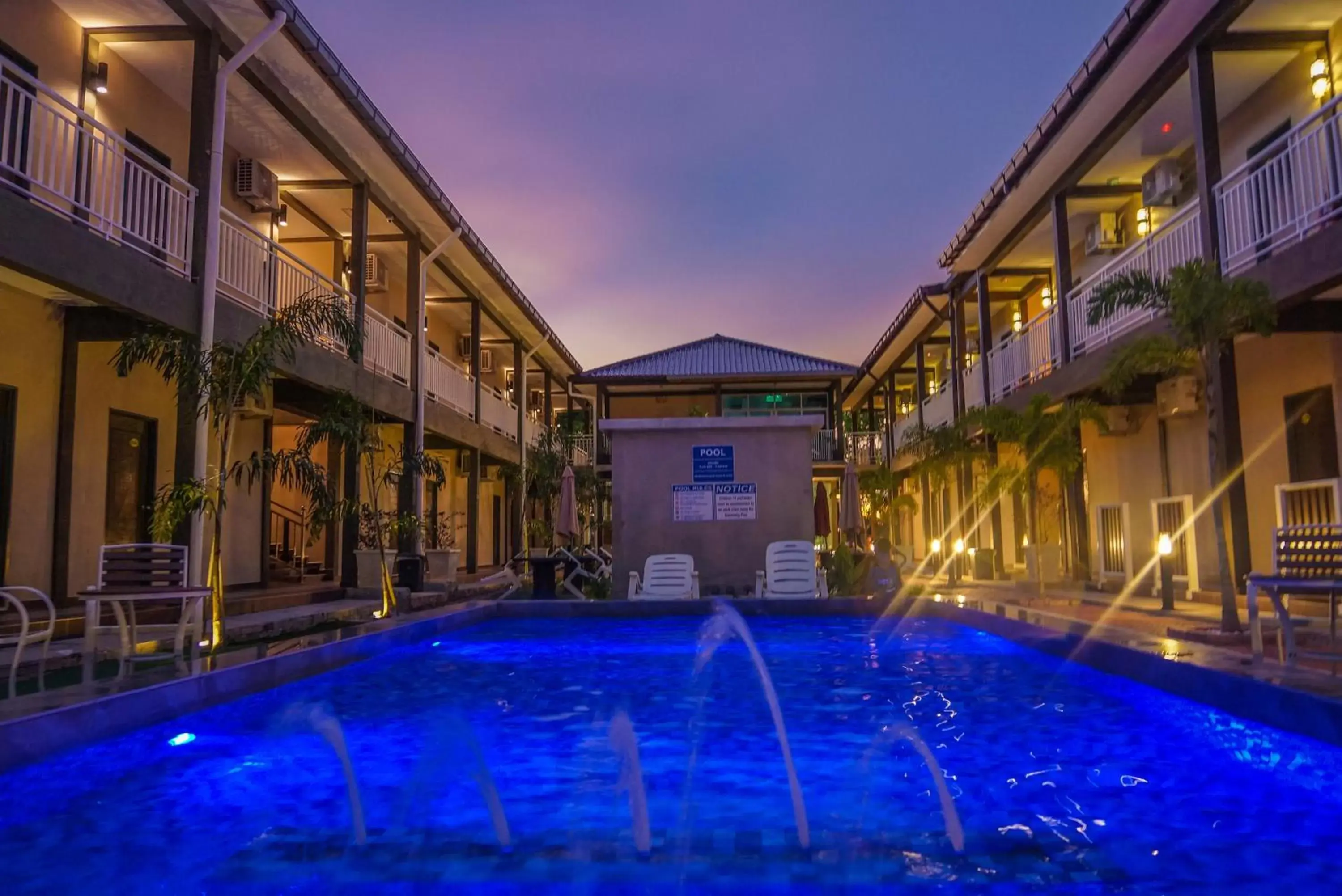 Swimming Pool in Destini Akef Villa