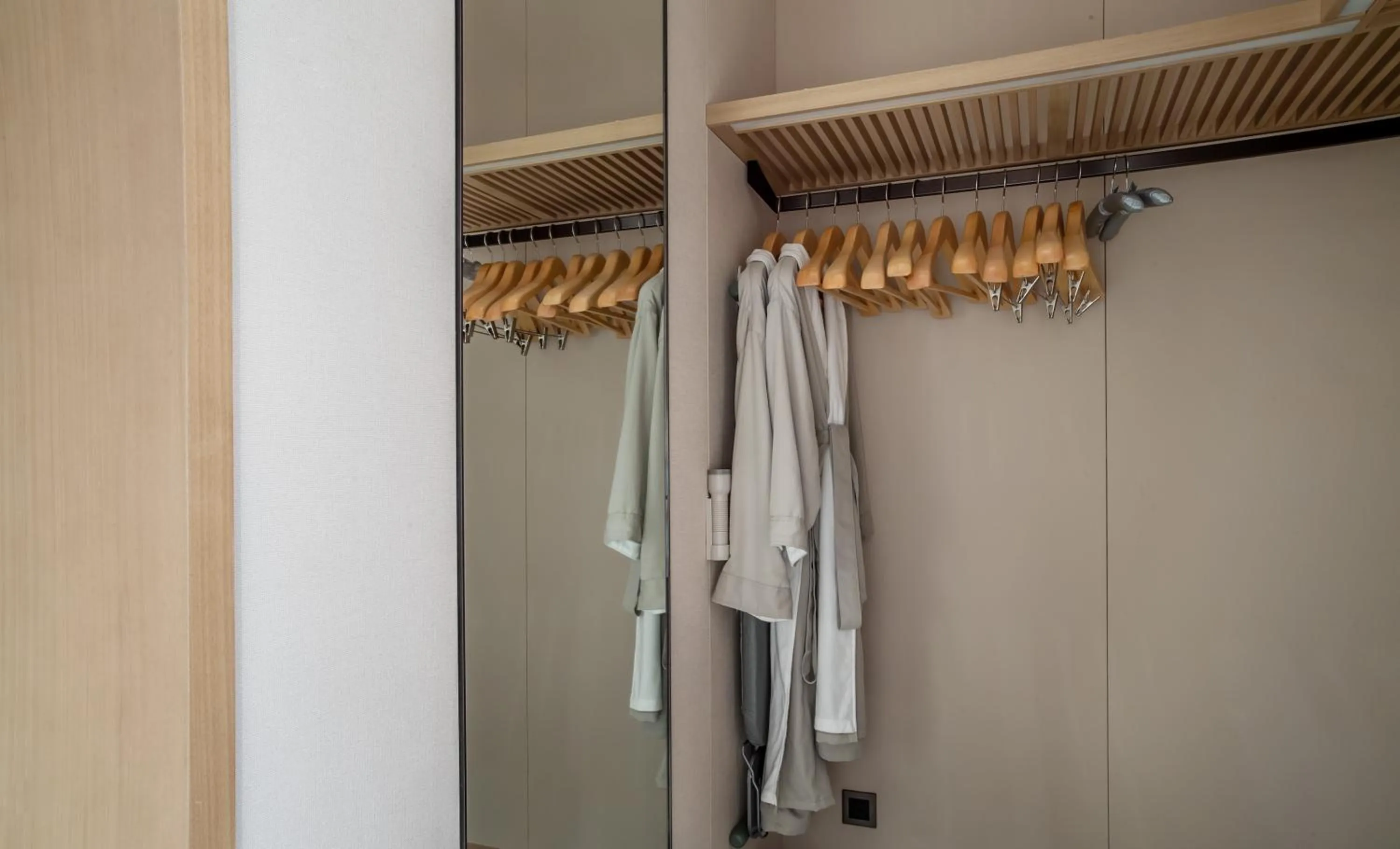 wardrobe in JW Marriott Hotel Xi'an