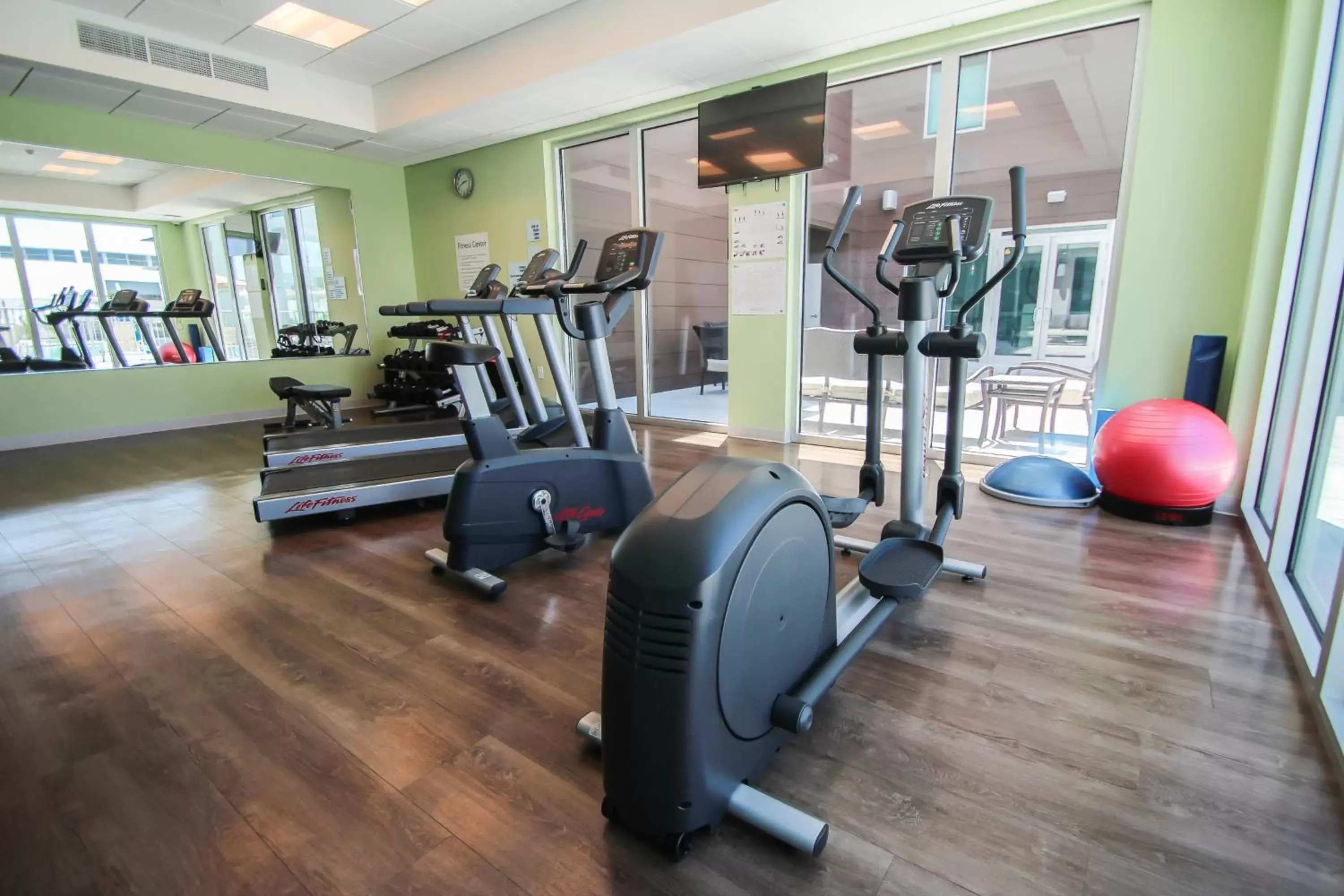 Fitness centre/facilities, Fitness Center/Facilities in Holiday Inn Express & Suites Miami Airport East, an IHG Hotel