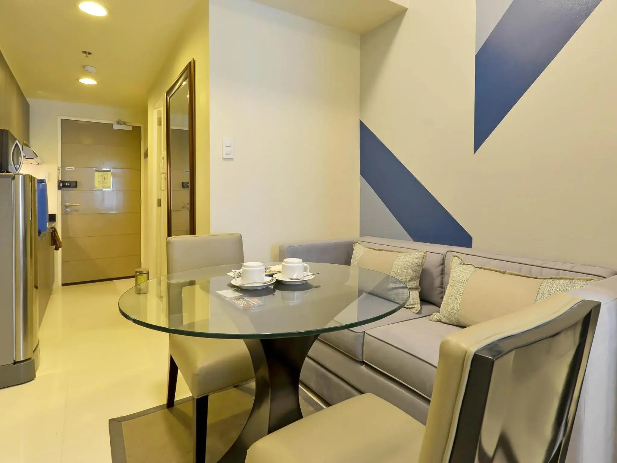 Dining Area in Currency Serviced Suites