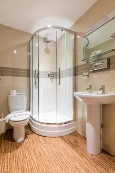 Bathroom in Swan Revived Hotel