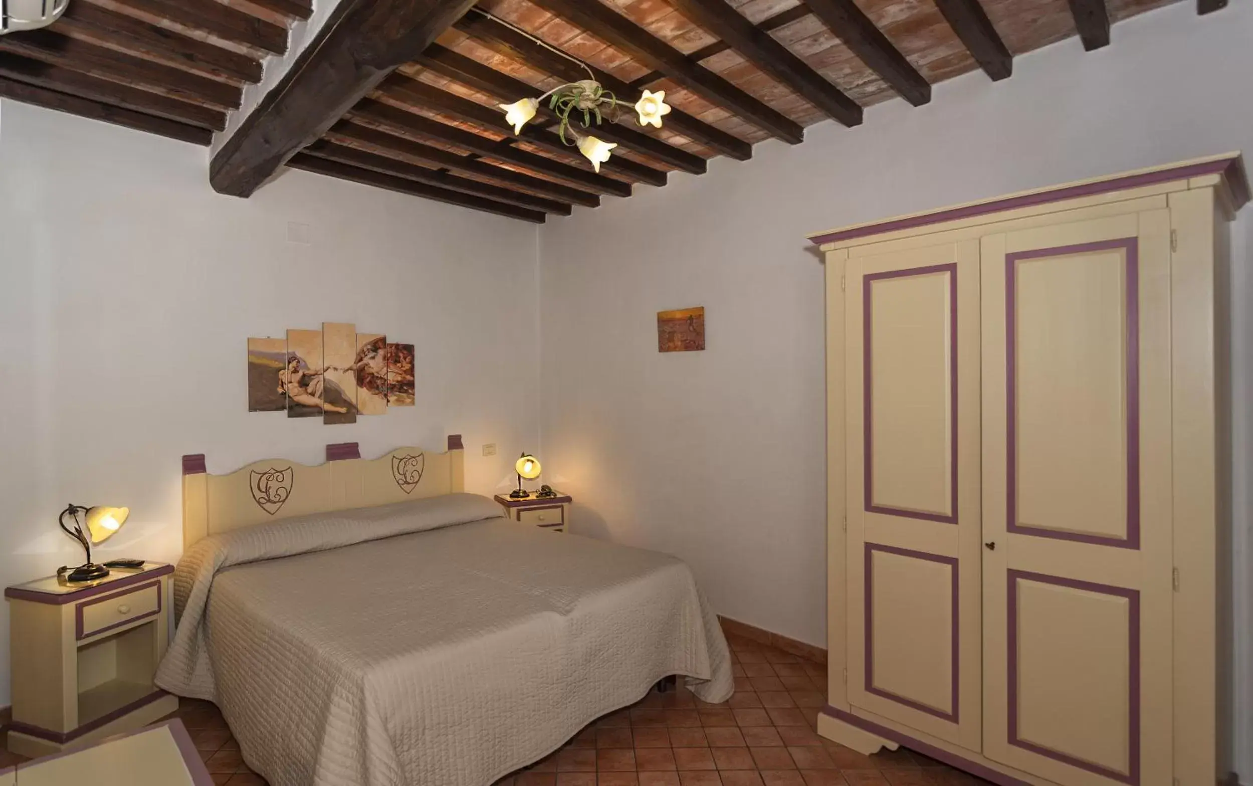 Photo of the whole room, Bed in Hotel Villa Cheli