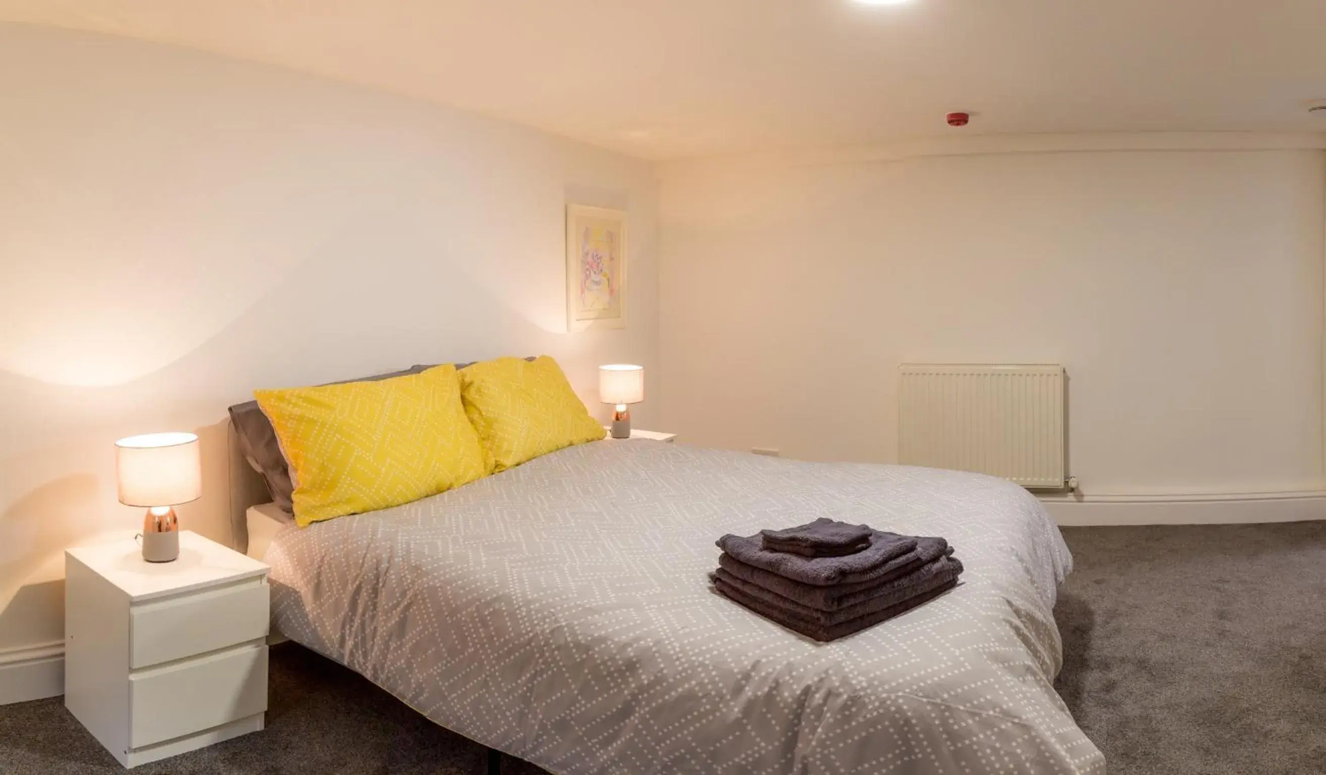 Bedroom, Bed in Rock Salt Studios