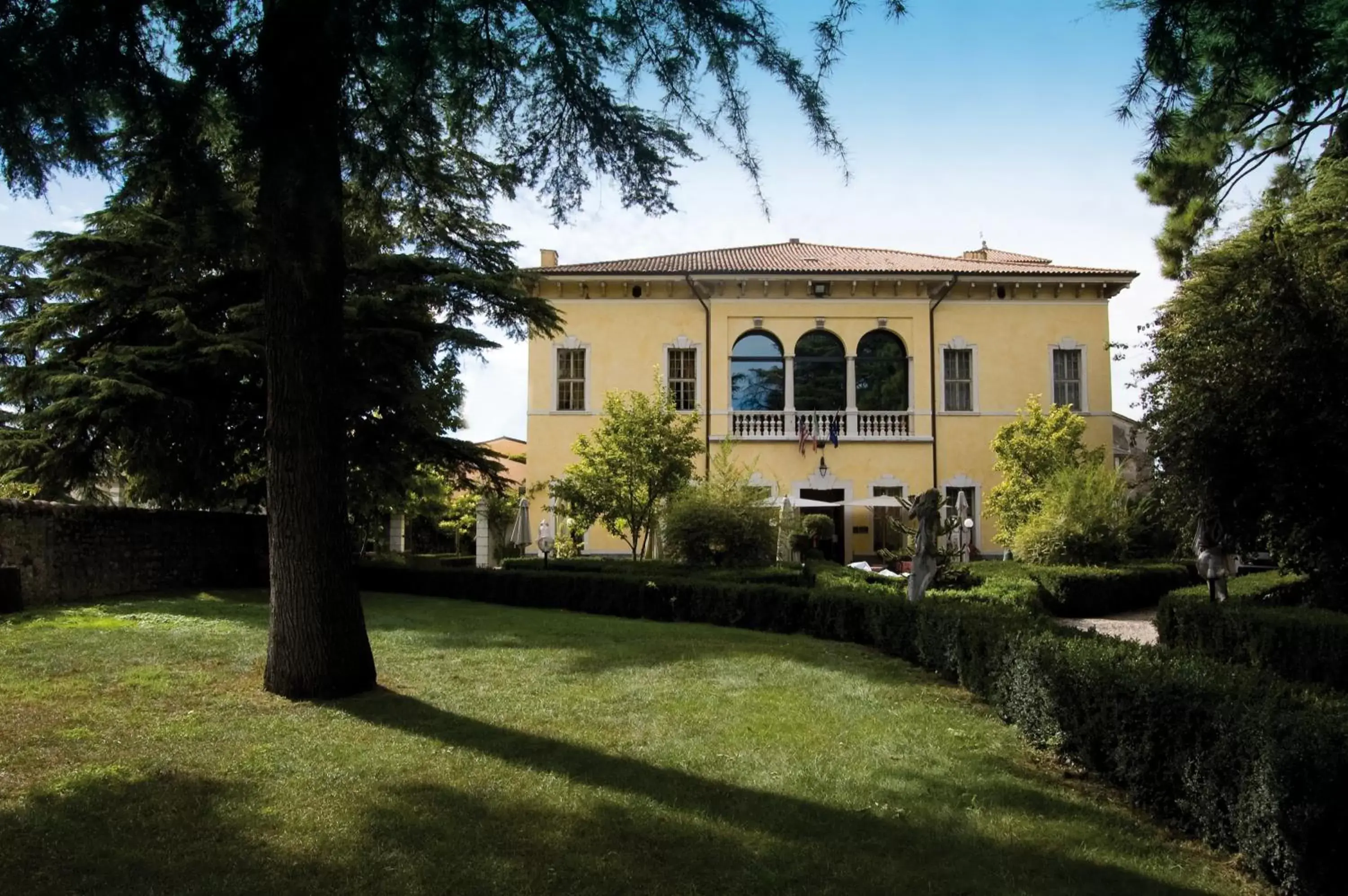 Property building, Garden in Villa Quaranta Tommasi Wine Hotel & SPA