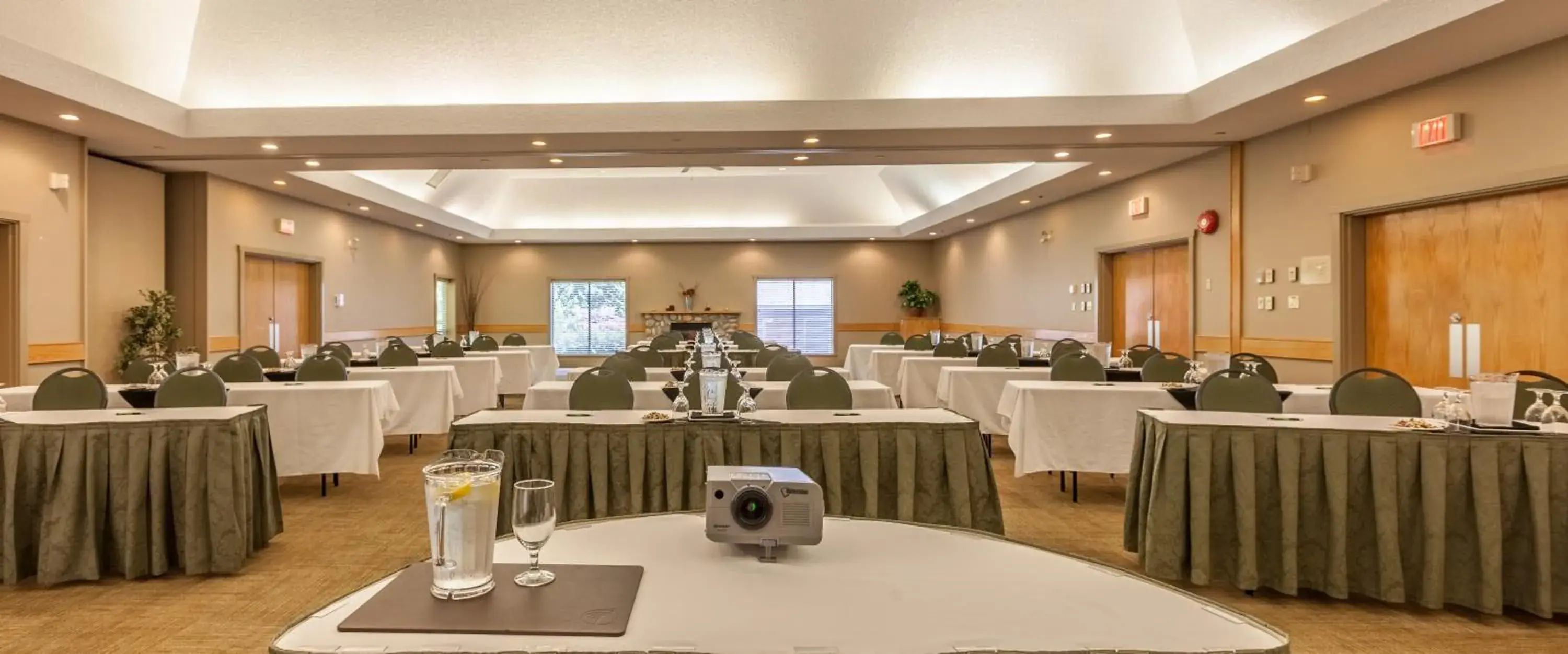 Business facilities, Business Area/Conference Room in Tigh-Na-Mara Resort & Conference Centre