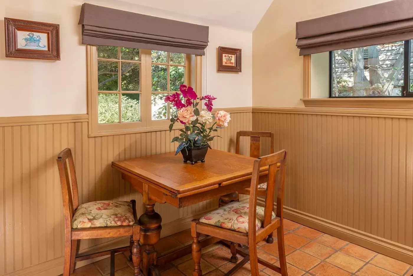 Dining Area in The Pierpont Inn