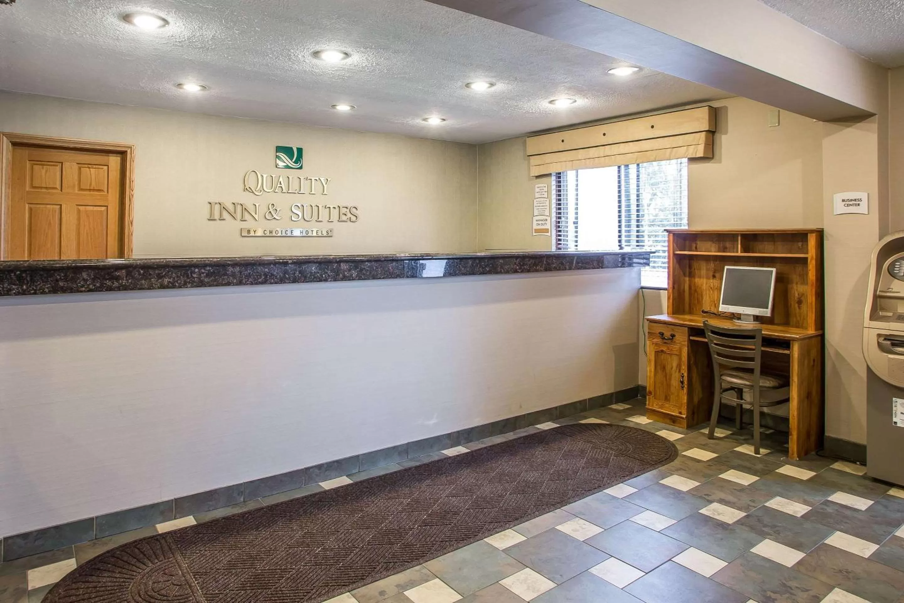 Lobby or reception in Quality Inn & Suites Marinette
