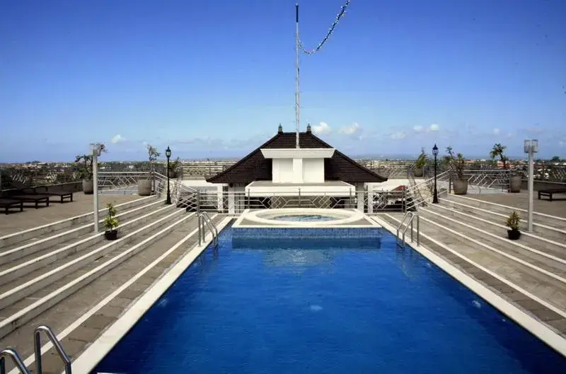 Swimming Pool in Bali Paradise City Hotel