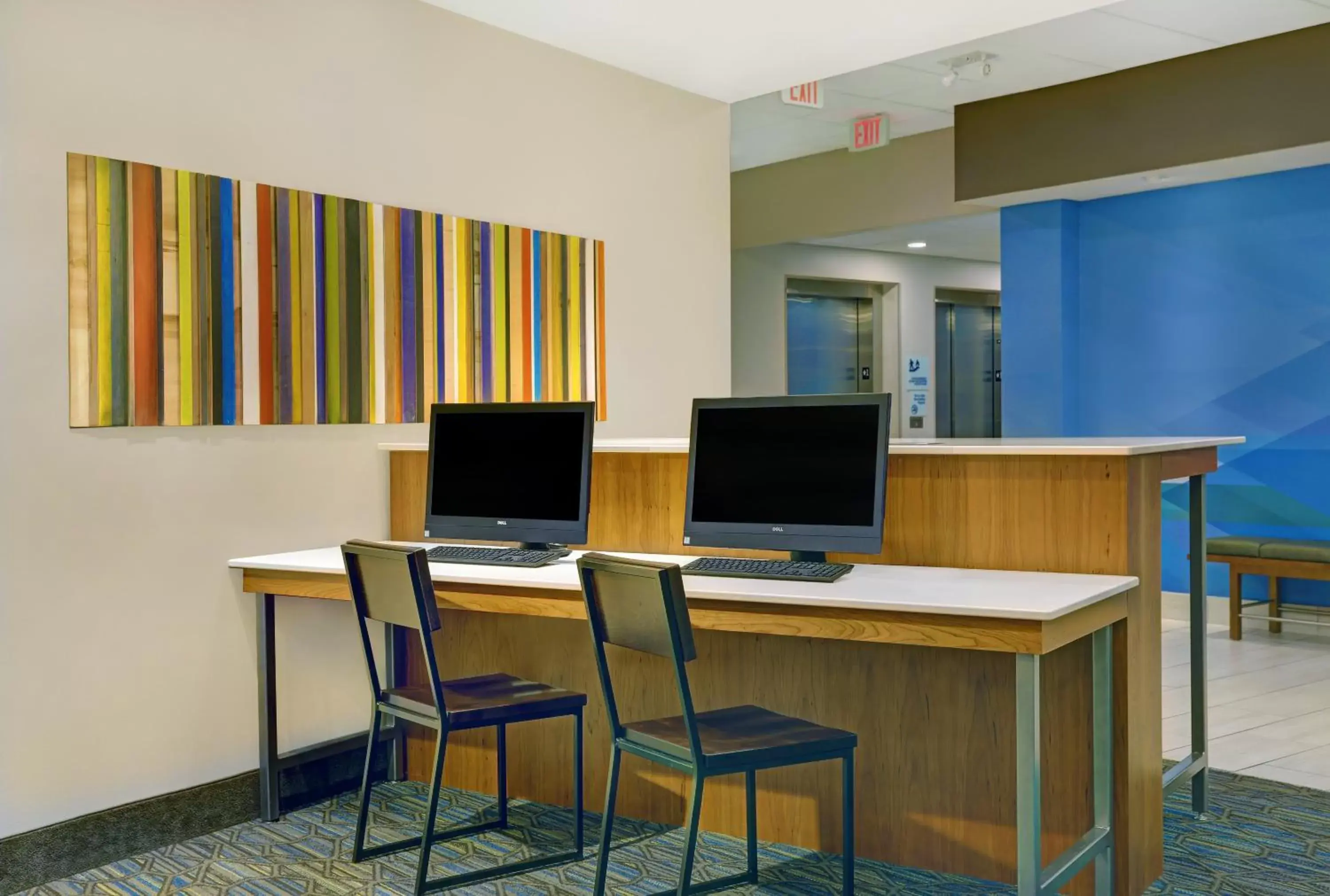 Other, TV/Entertainment Center in Holiday Inn Express & Suites - Lenexa - Overland Park Area, an IHG Hotel