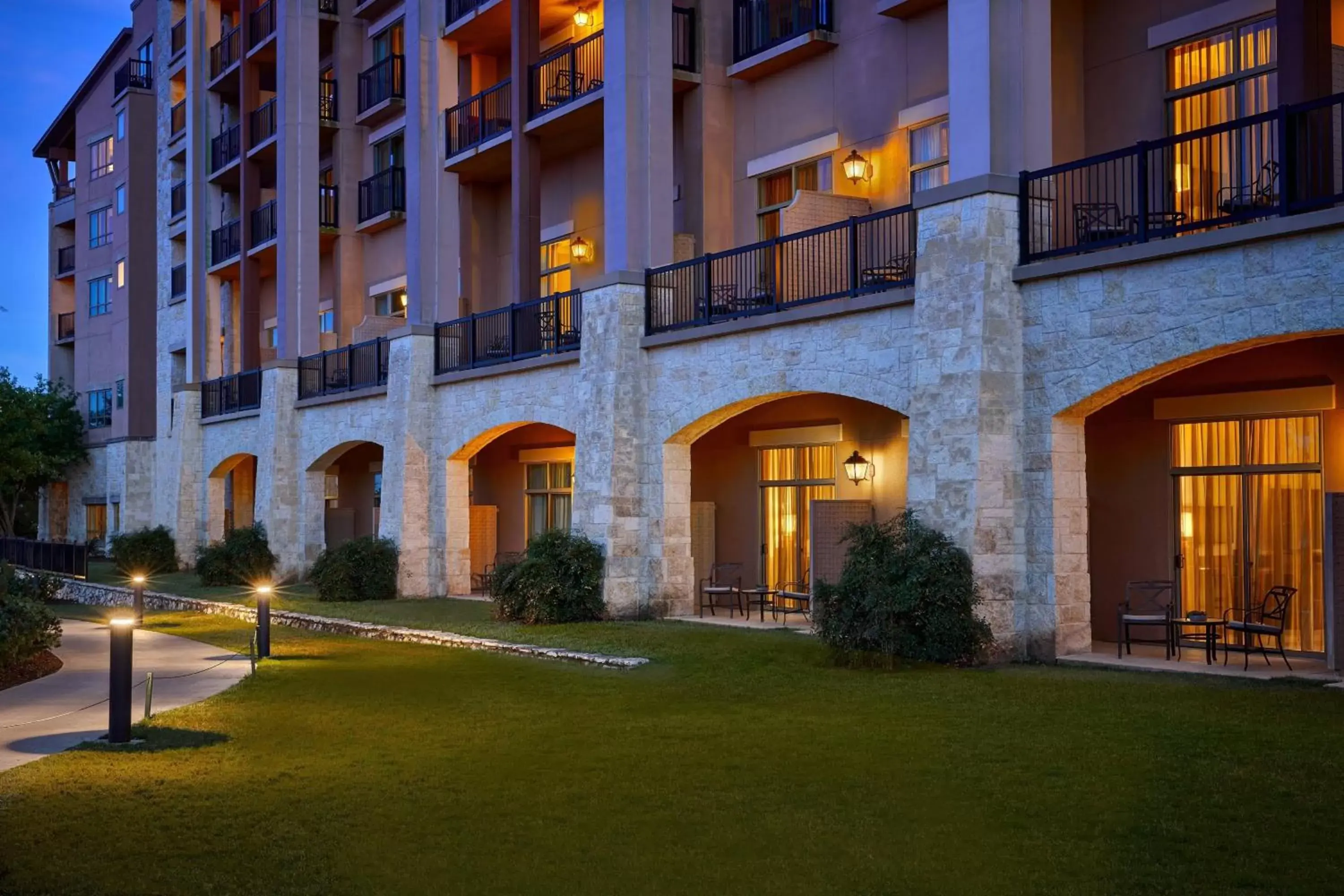 Swimming pool, Property Building in JW Marriott San Antonio Hill Country Resort & Spa