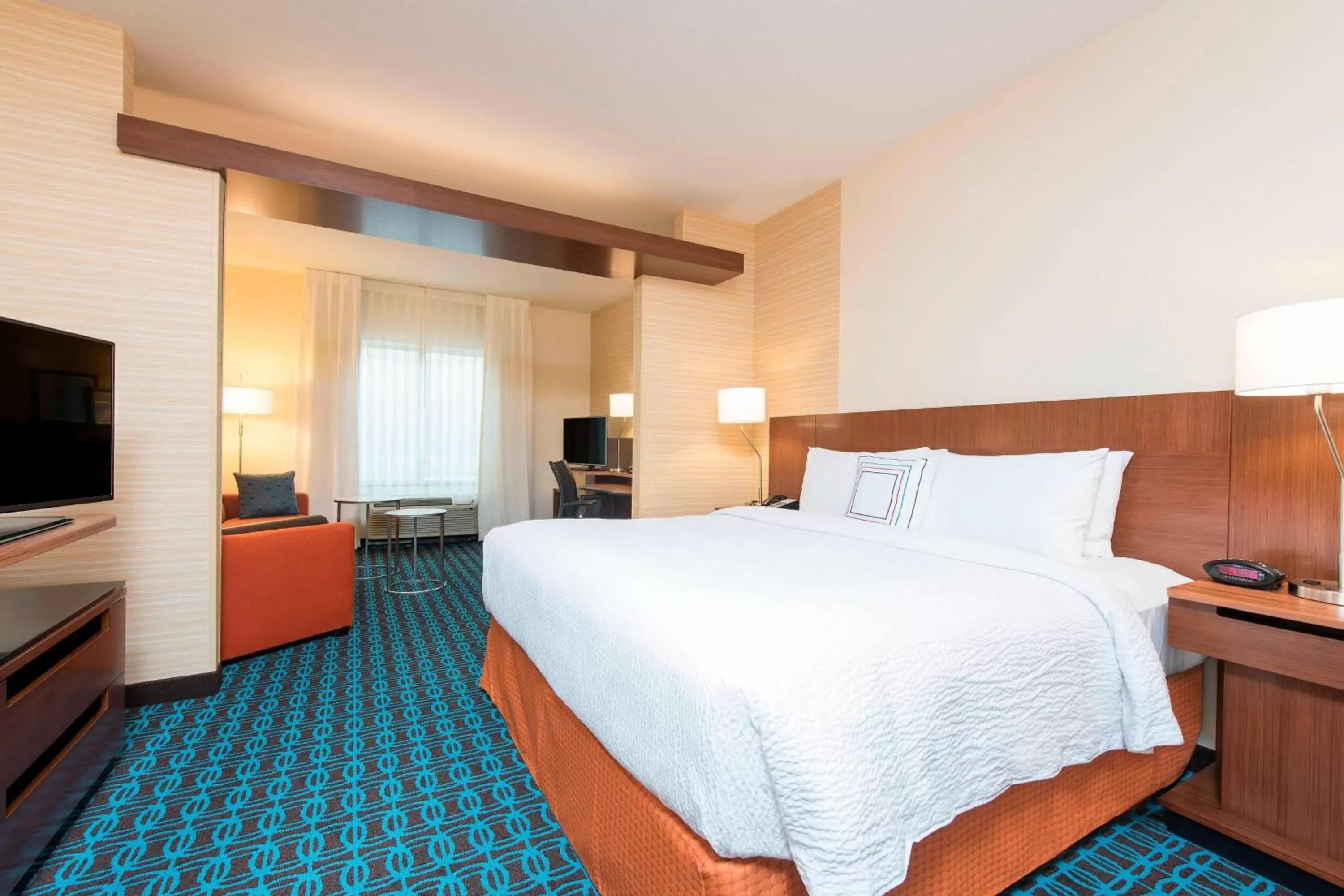 Bedroom, Bed in Fairfield Inn & Suites by Marriott Fredericksburg