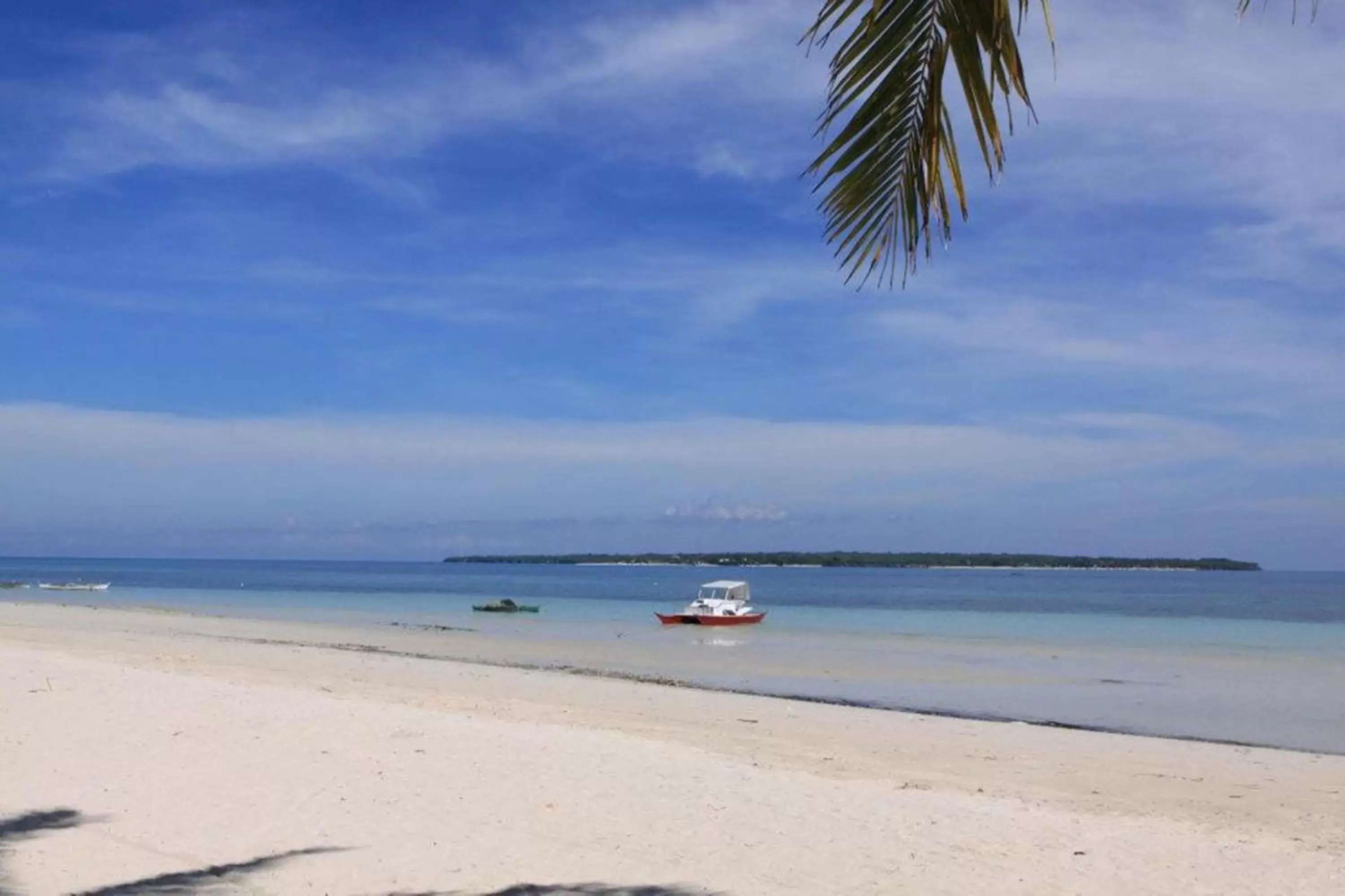 Area and facilities, Beach in Anika Island Resort