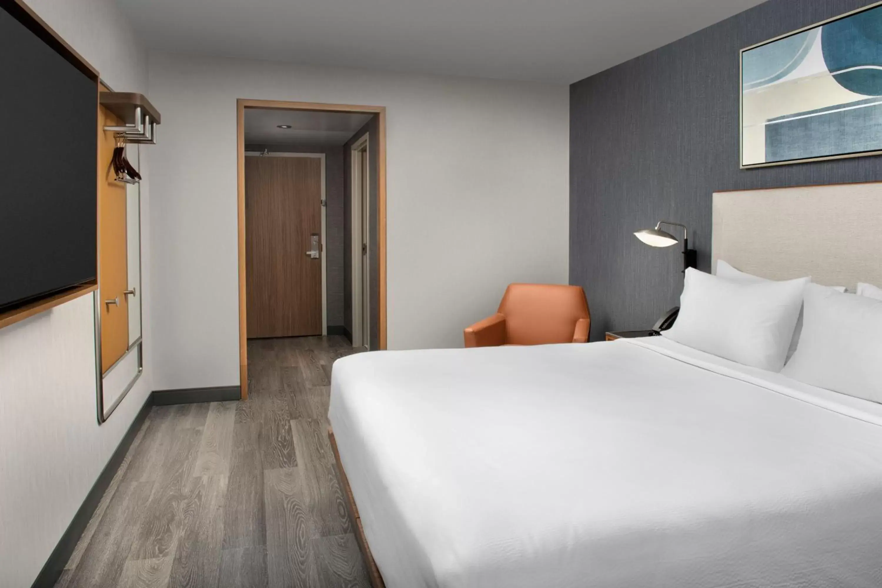 Photo of the whole room, Bed in Courtyard by Marriott Washington, DC Dupont Circle Photo of the whole room, Bed in Courtyard by Marriott Washington, DC Dupont Circle