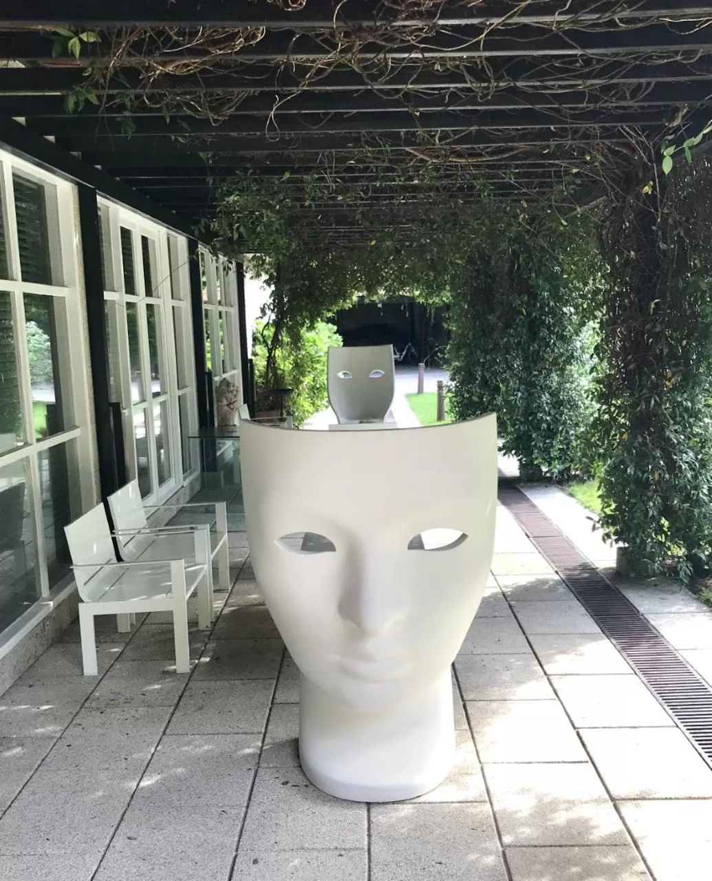 Garden view in Enoturismo Novavila Rias Baixas Wine Design