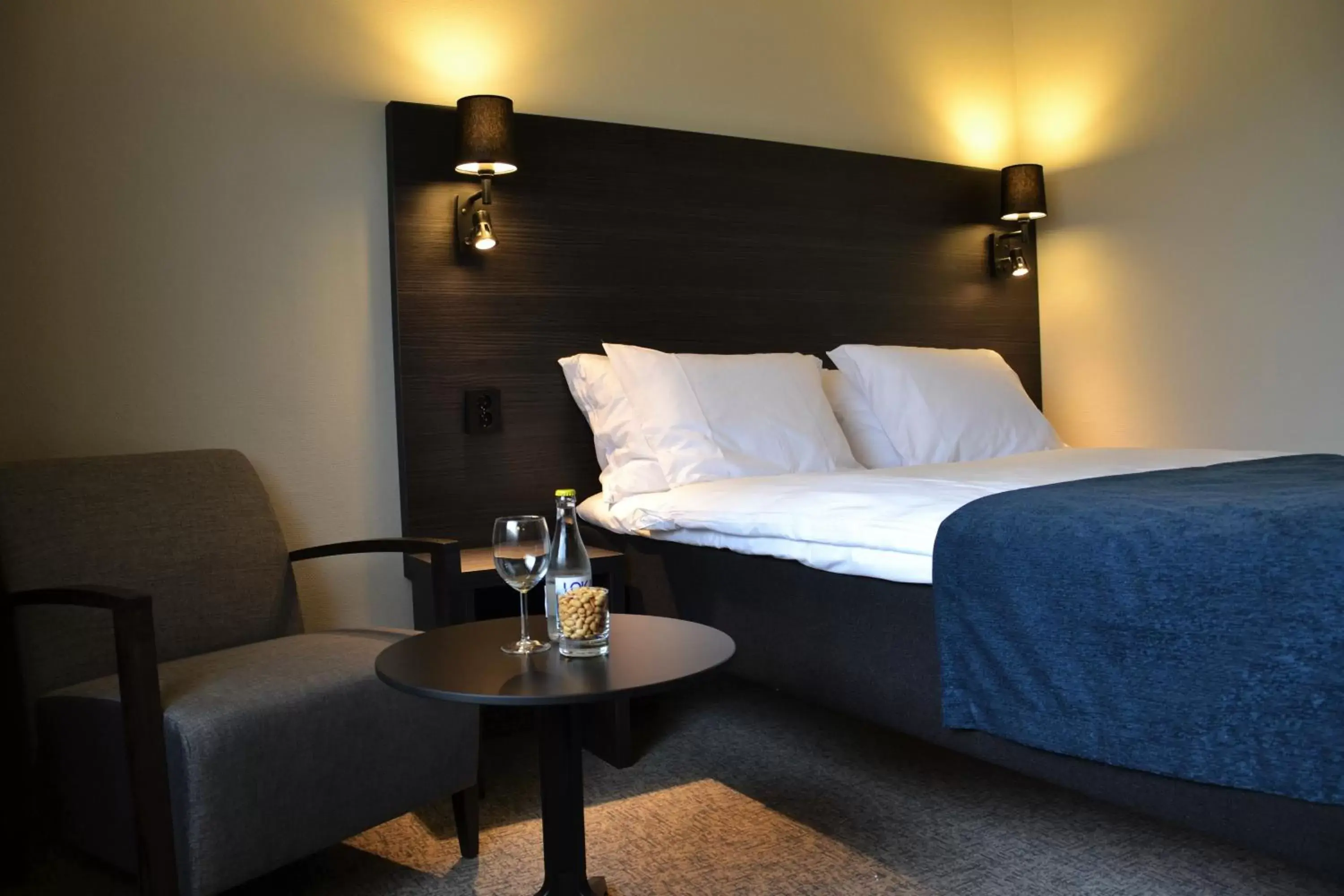 Bed in Best Western Hotel Scheele