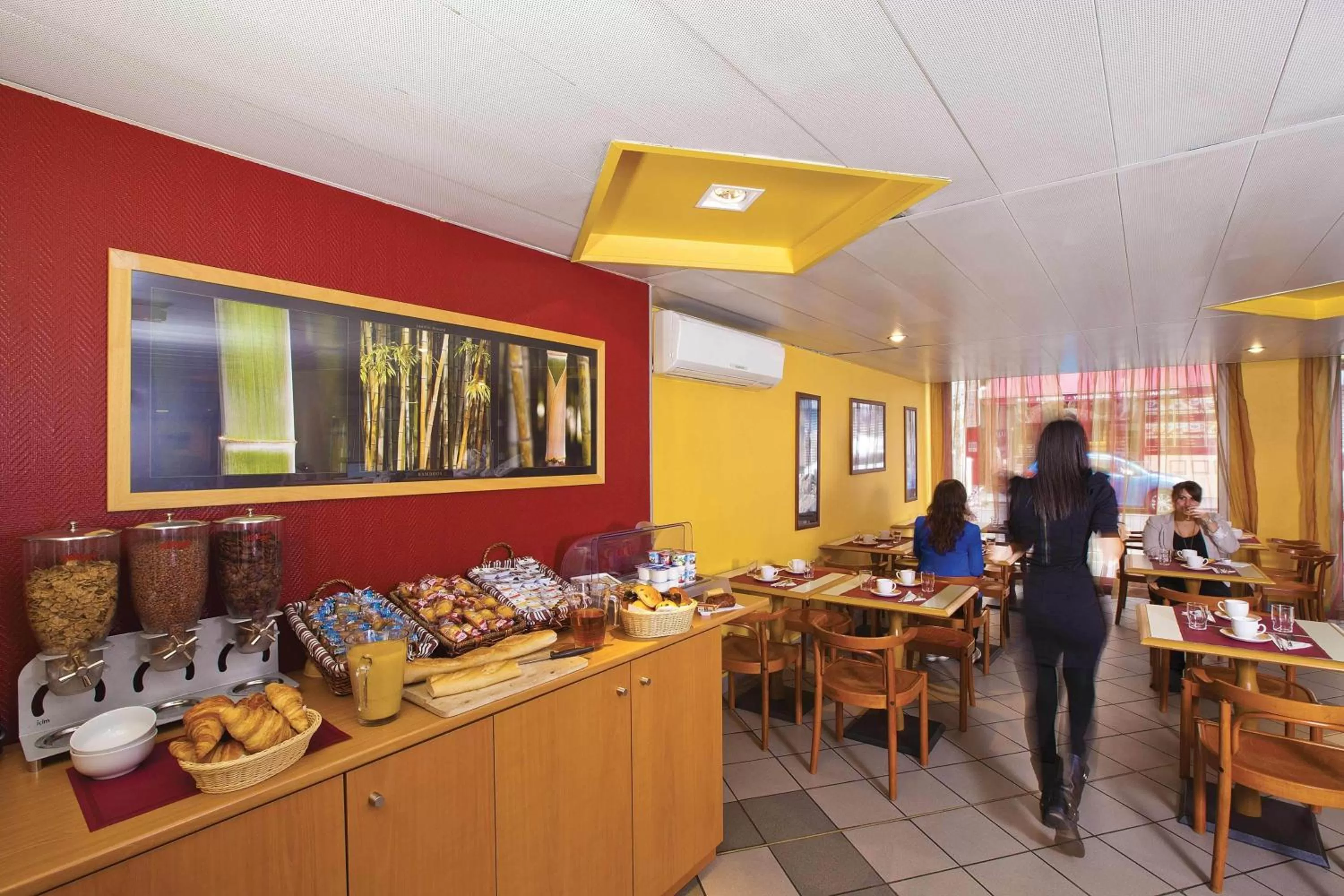 Restaurant/places to eat in Séjours & Affaires Lyon Saxe-Gambetta