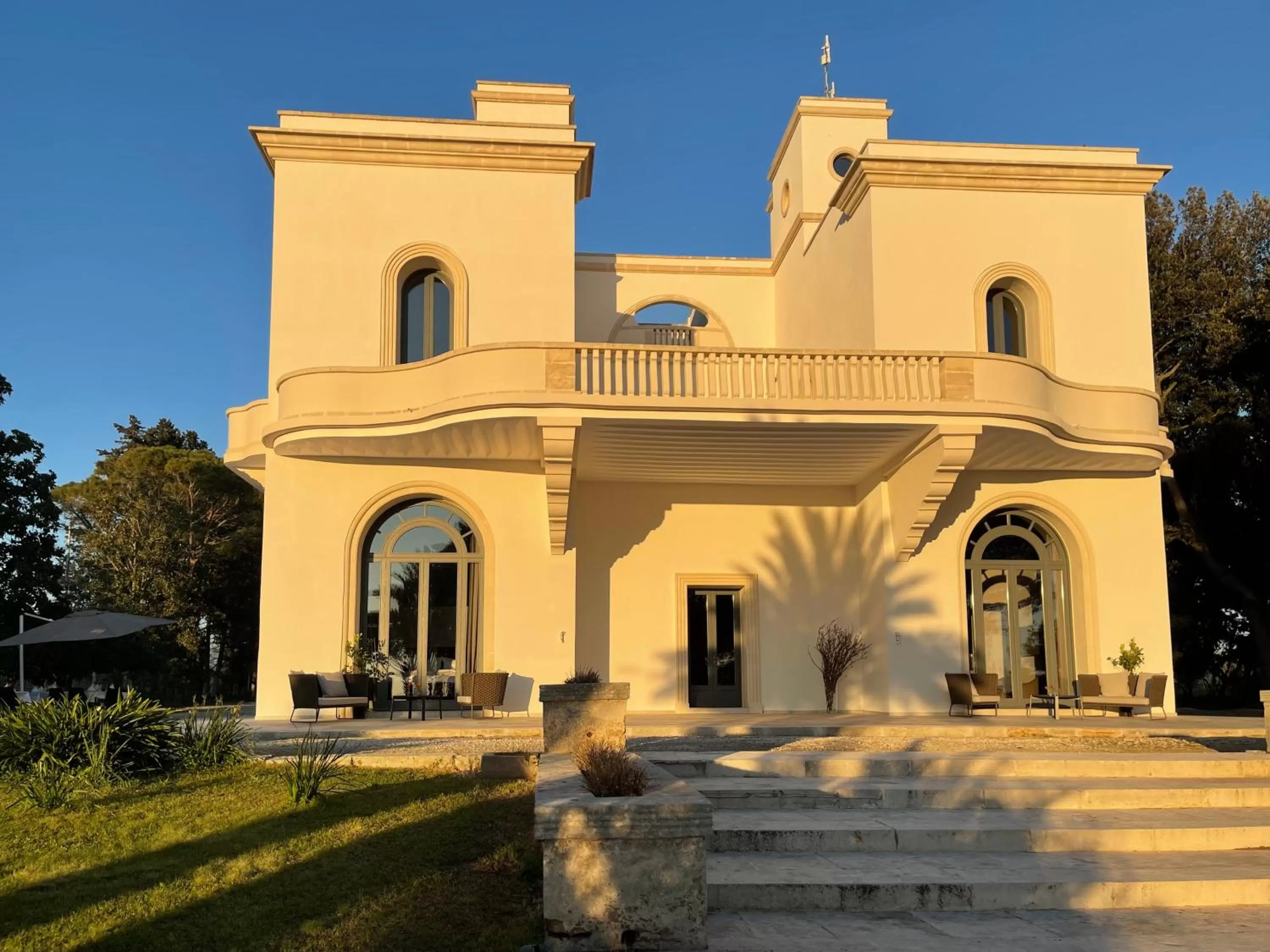 Property building in Sa Suites