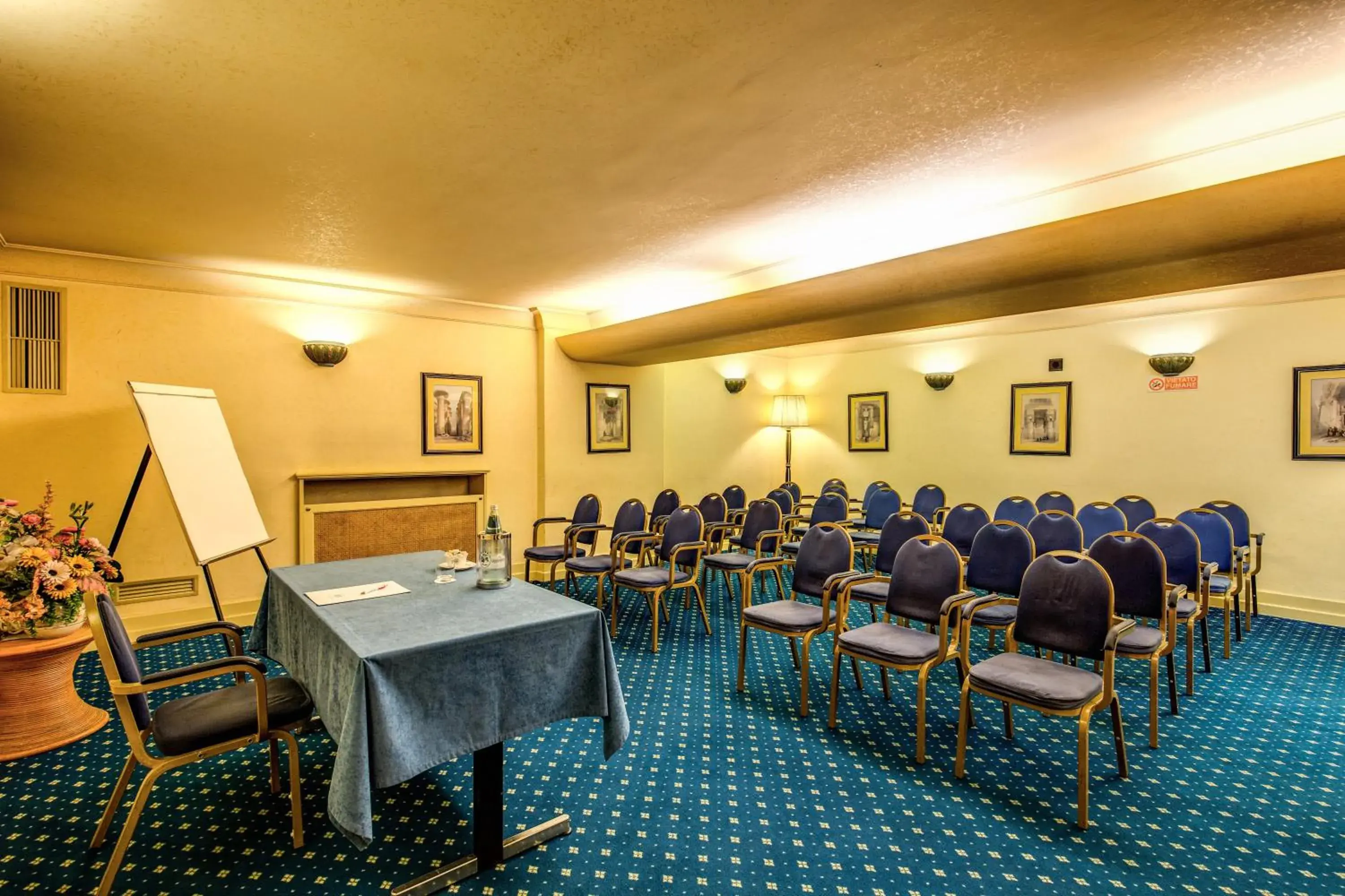 Business facilities, Business Area/Conference Room in Hotel Auriga