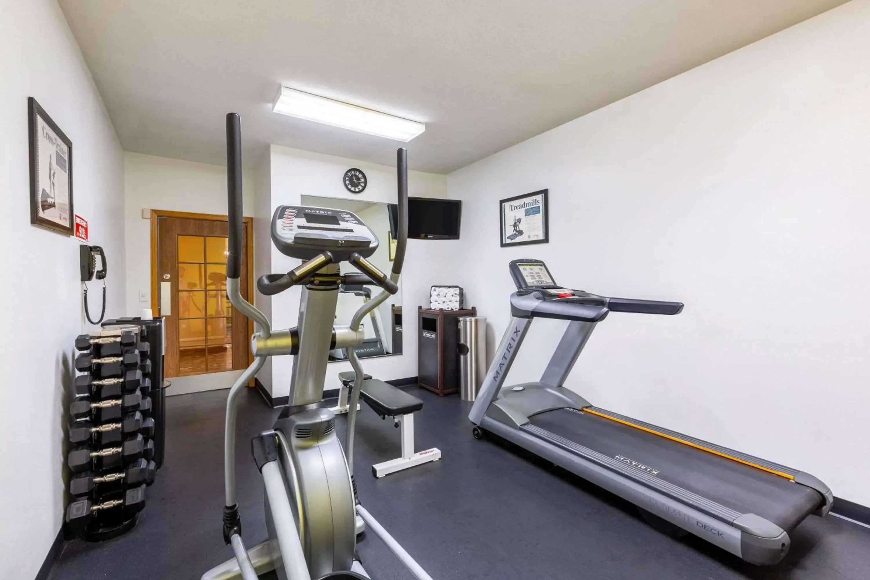Fitness centre/facilities, Fitness Center/Facilities in Days Inn & Suites by Wyndham Madison