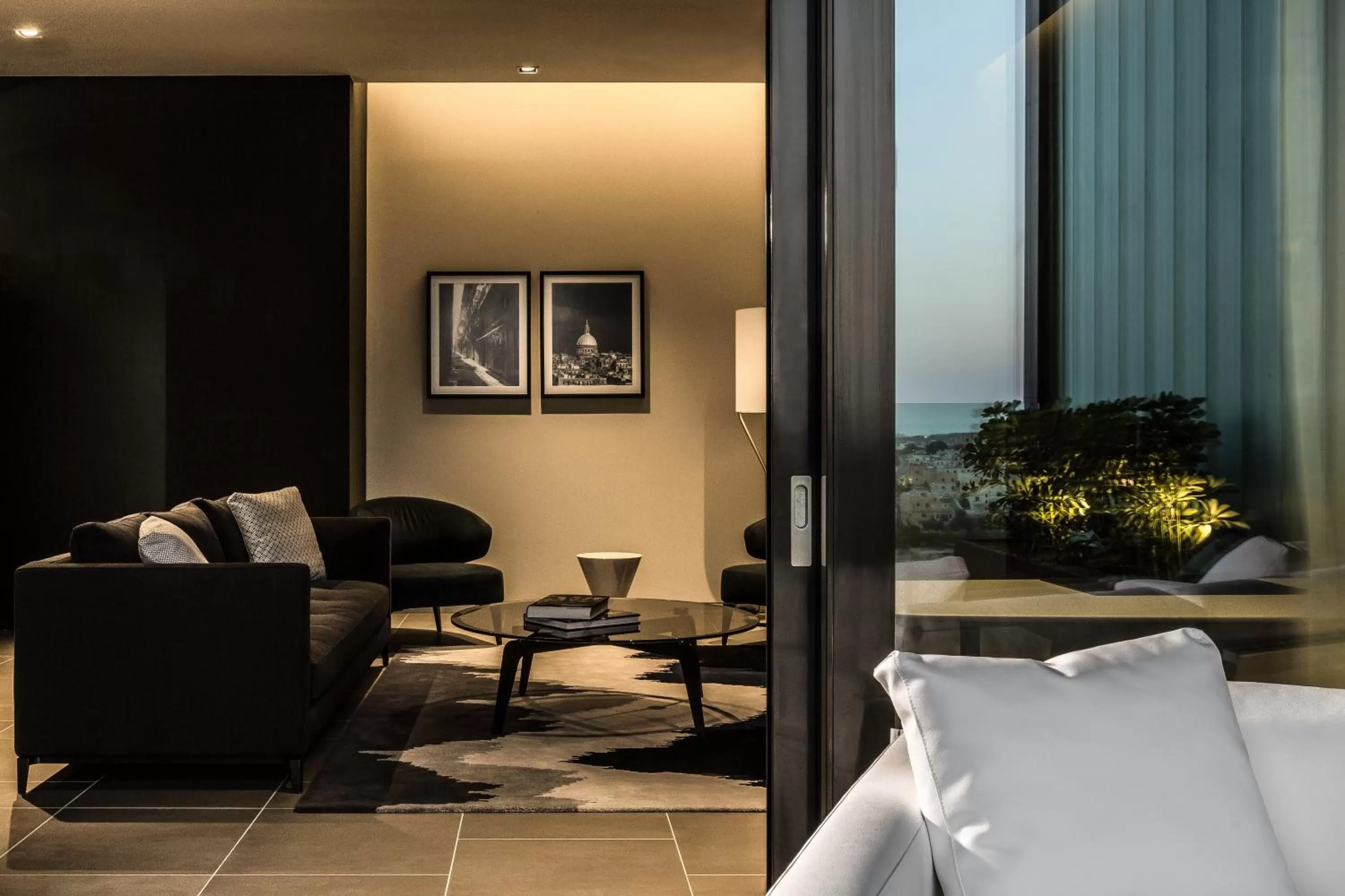 Living room in InterContinental Malta by IHG