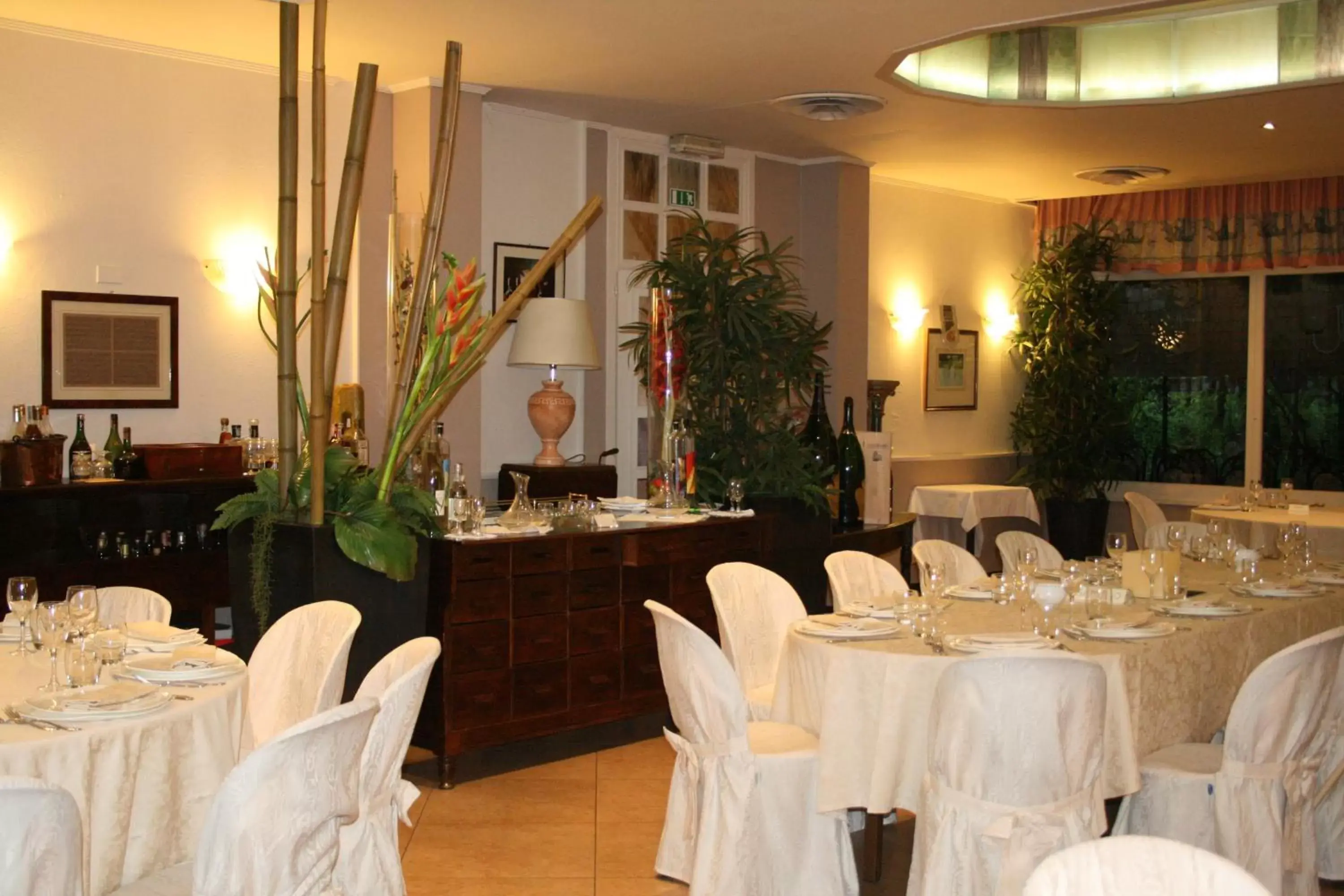 Restaurant/places to eat, Banquet Facilities in Hotel Terme Salvarola