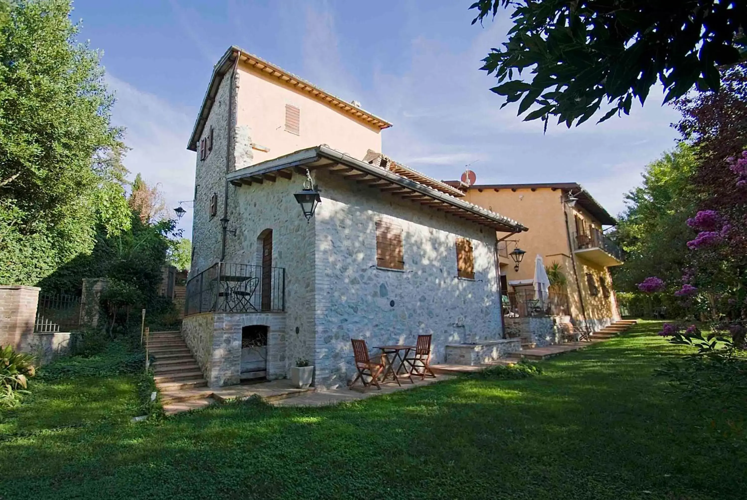 Property building, Garden in Casale del Monsignore