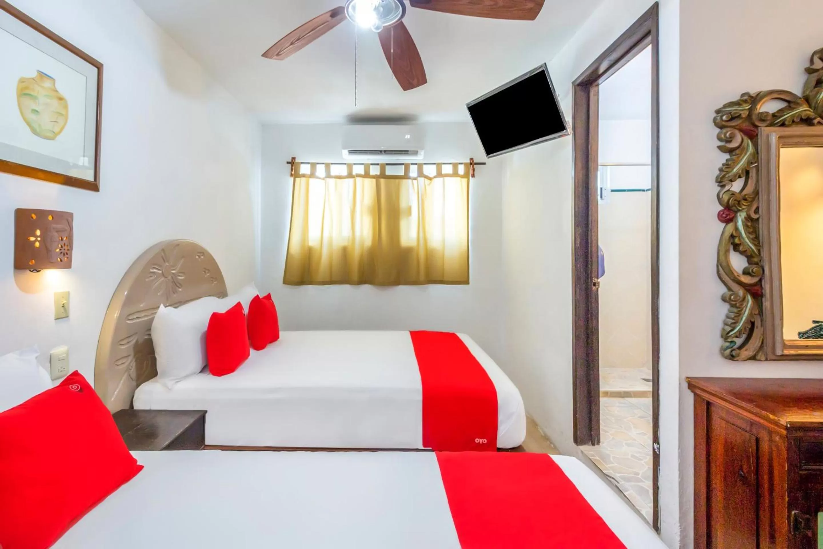 Bedroom, Bed in Hotel Rath