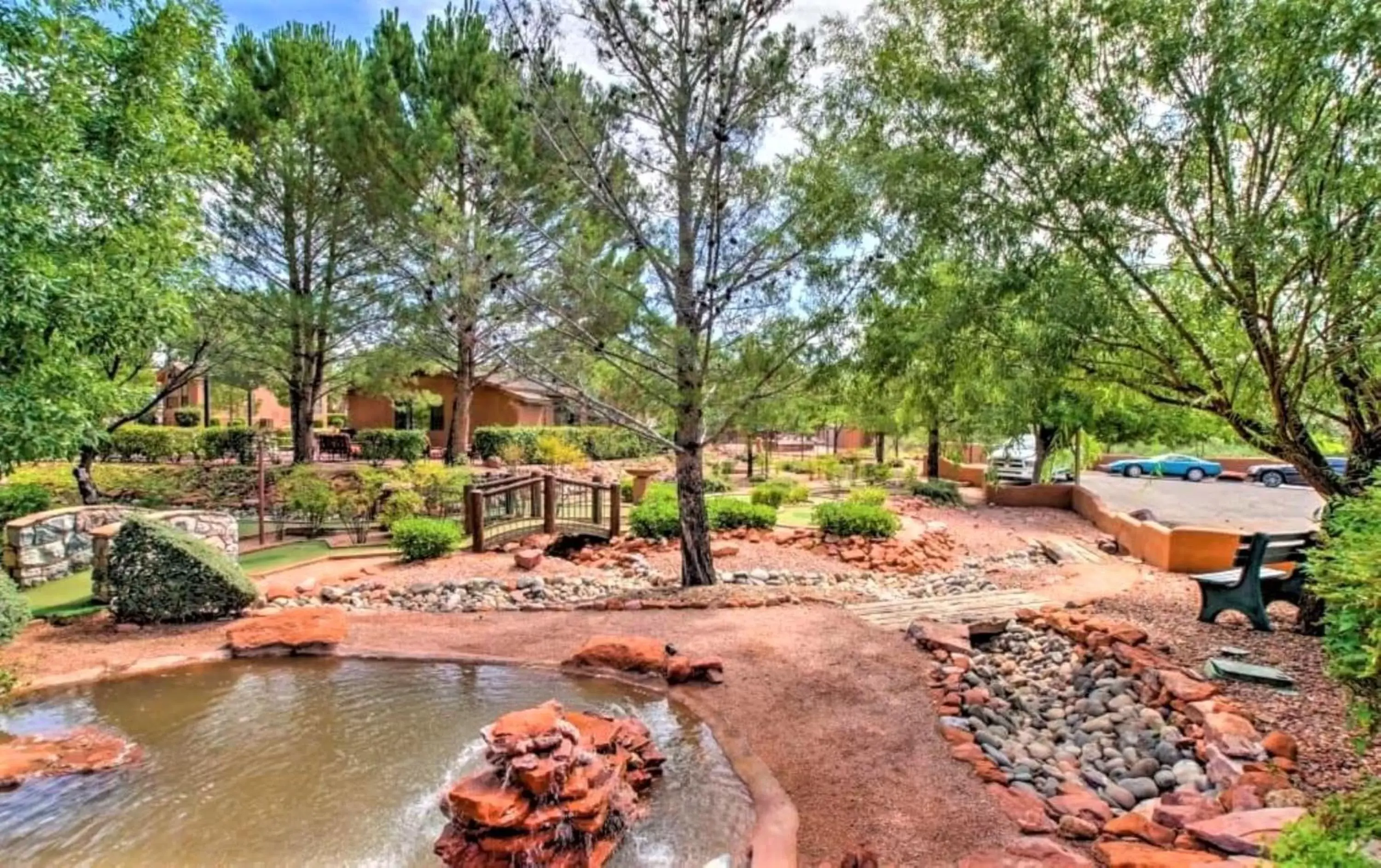Property building in Sedona Pines Resort Property building in Sedona Pines Resort
