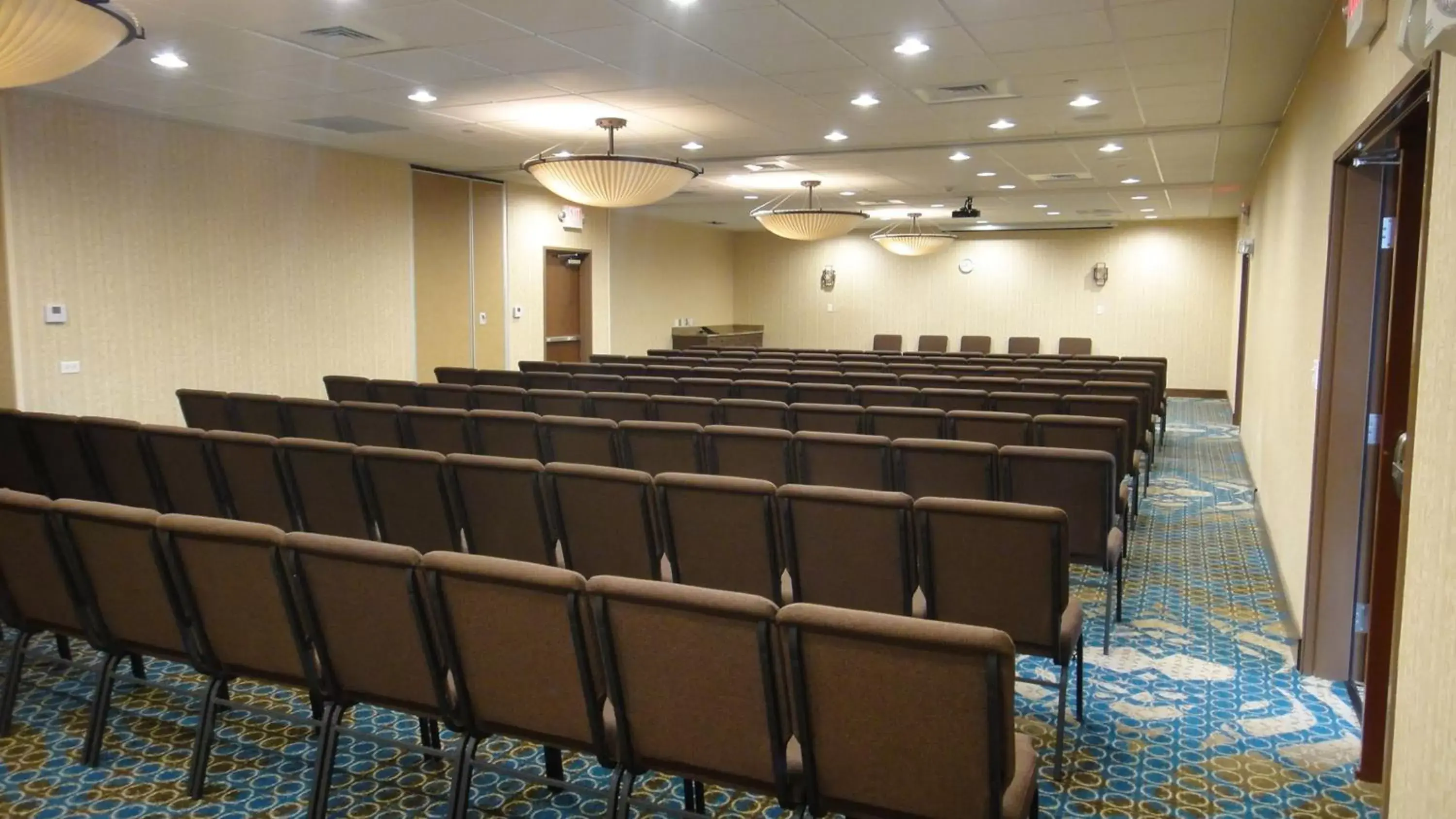 Meeting/conference room in Holiday Inn Hotel & Suites Northwest San Antonio, an IHG Hotel