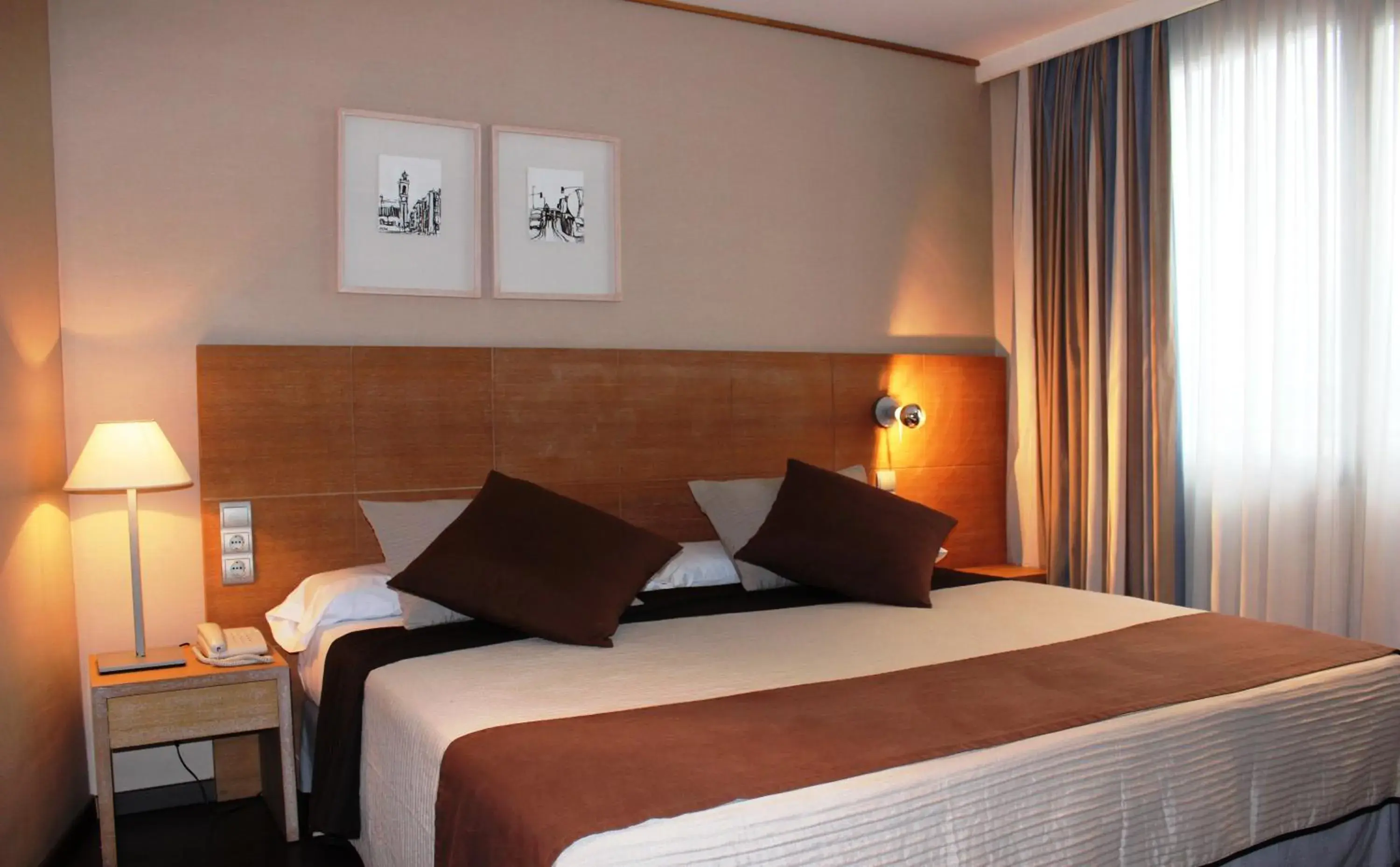 Photo of the whole room, Bed in Eurohotel Castellon