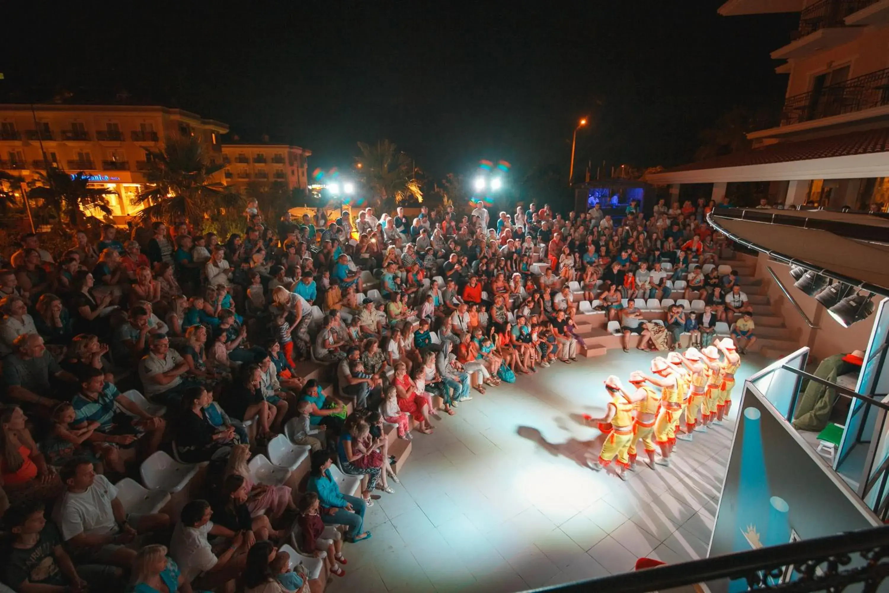 Evening entertainment in L'Oceanica Beach Resort