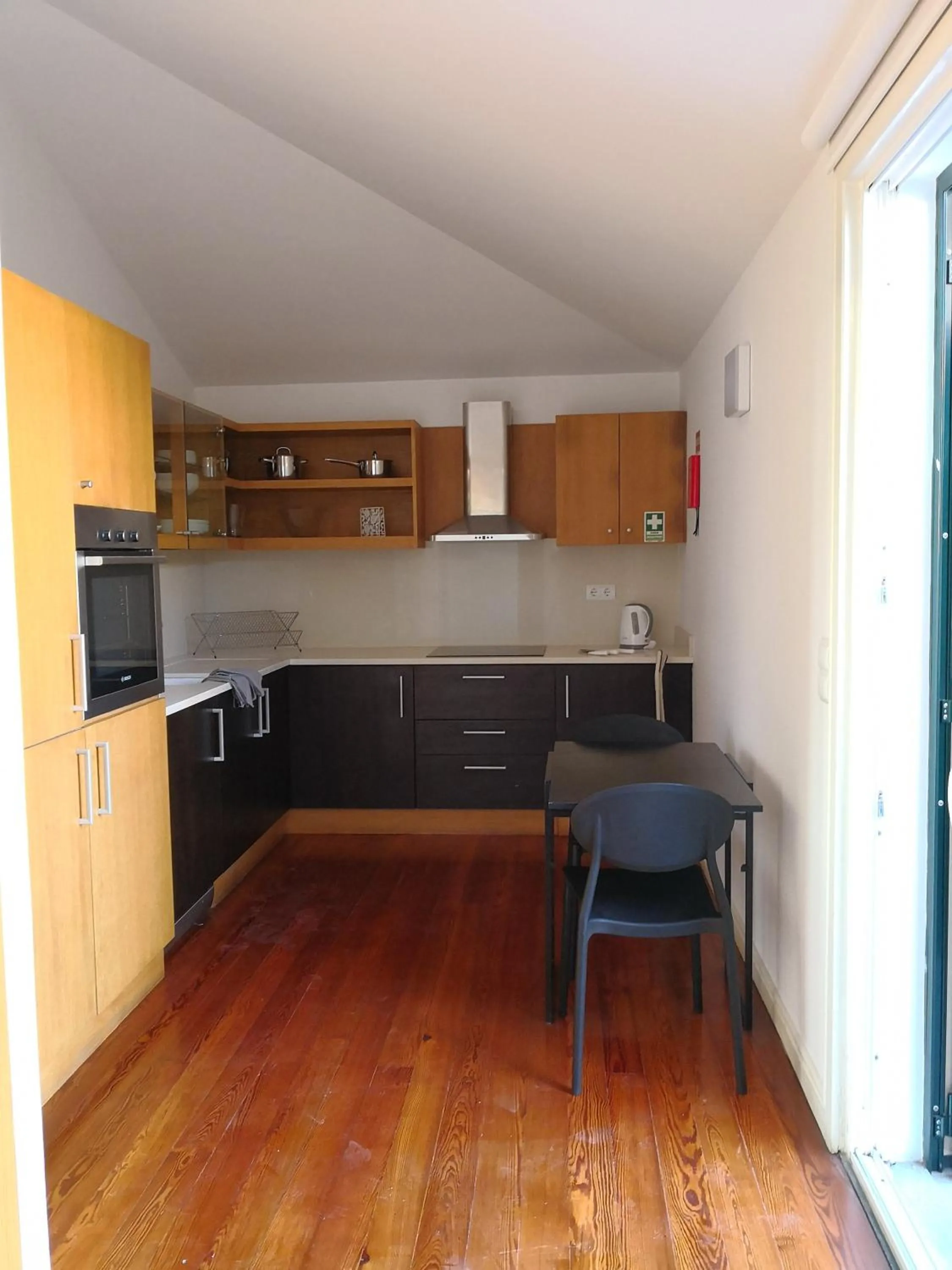 Kitchen or kitchenette in Travellers Pearl by Storytellers