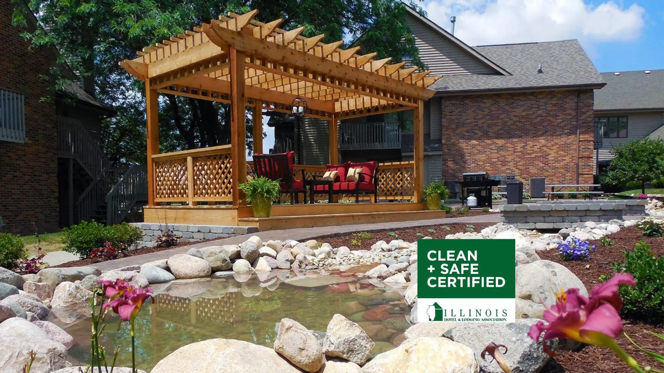 Patio in Eastland Suites Hotel & Conference Ctr, Trademark by Wyndham