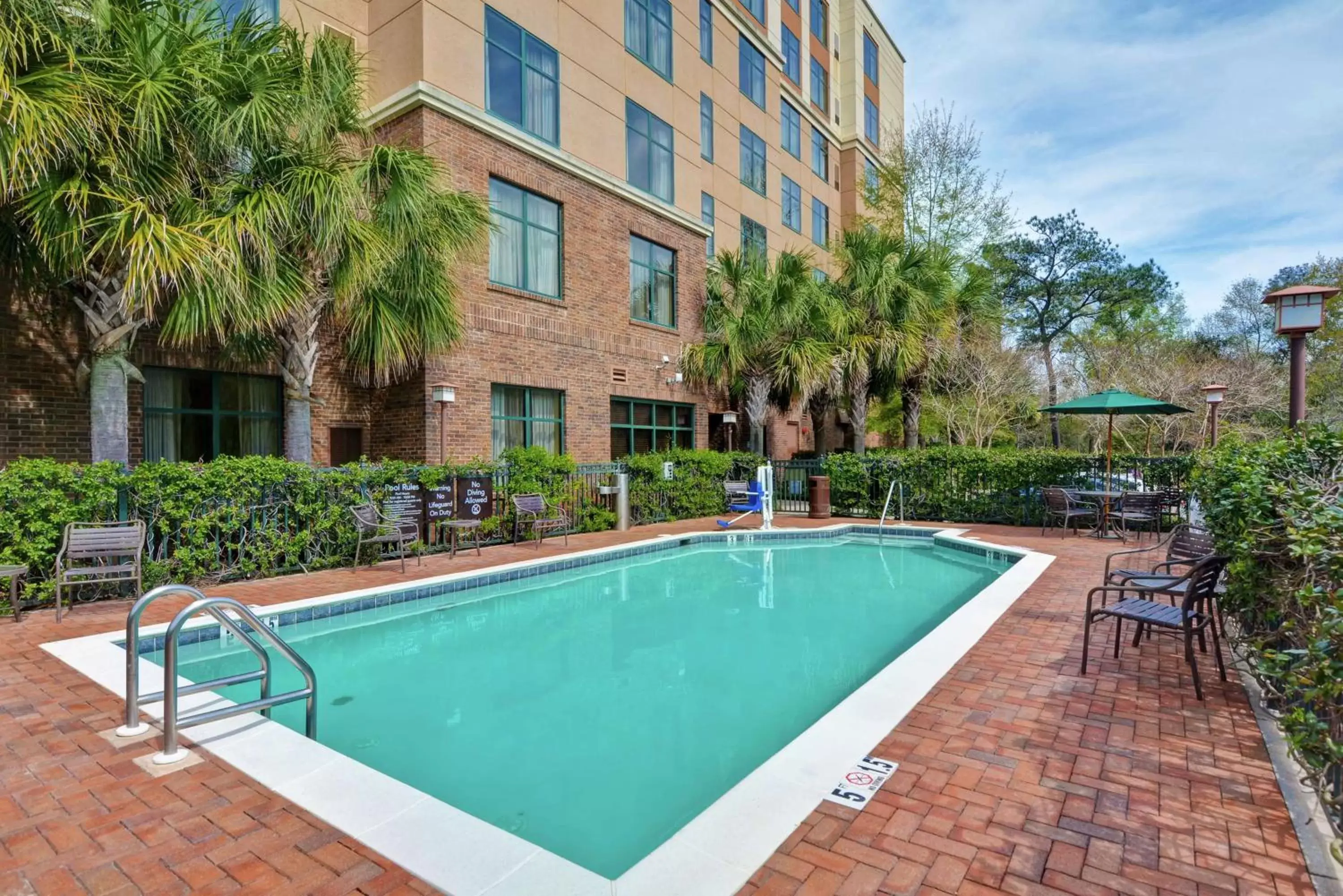 Pool view, Swimming Pool in Homewood Suites Mobile East Bay/Daphne