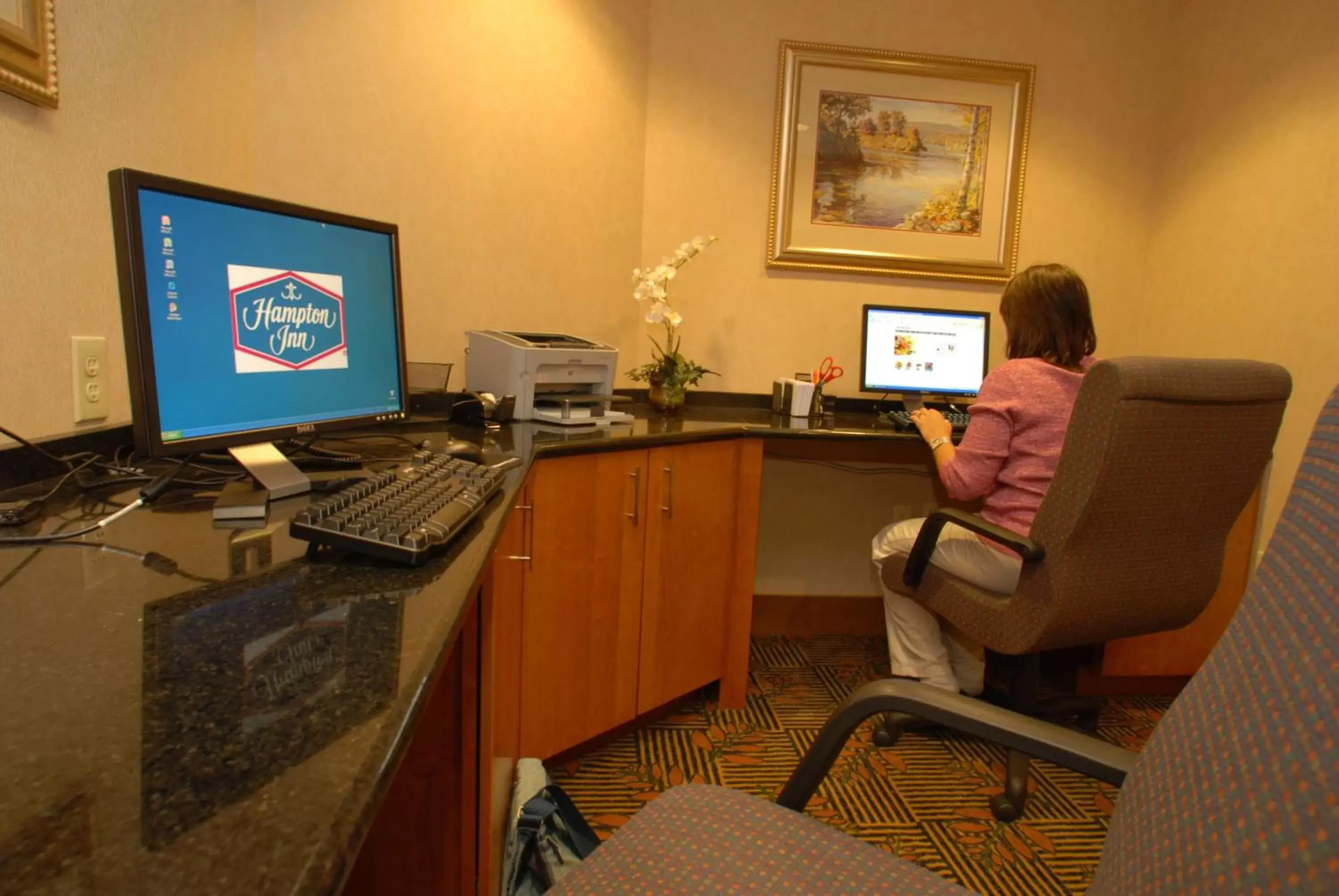 Business facilities, Business Area/Conference Room in Hampton Inn Gloucester