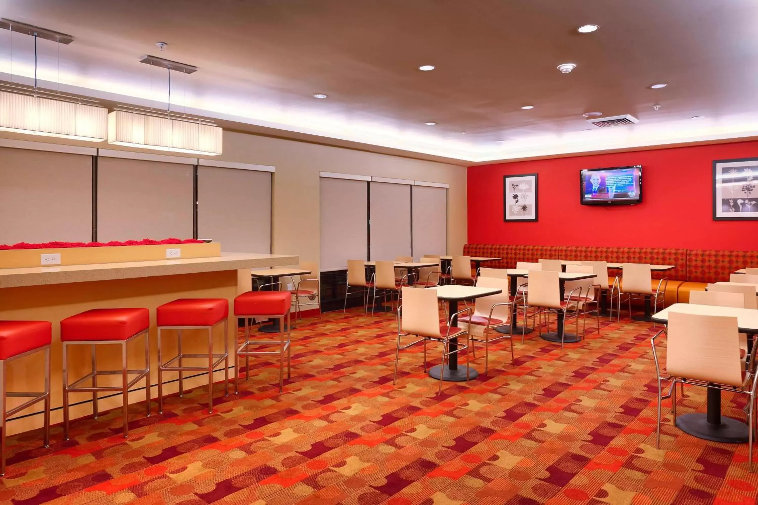 Restaurant/places to eat in TownePlace Suites by Marriott Vernal