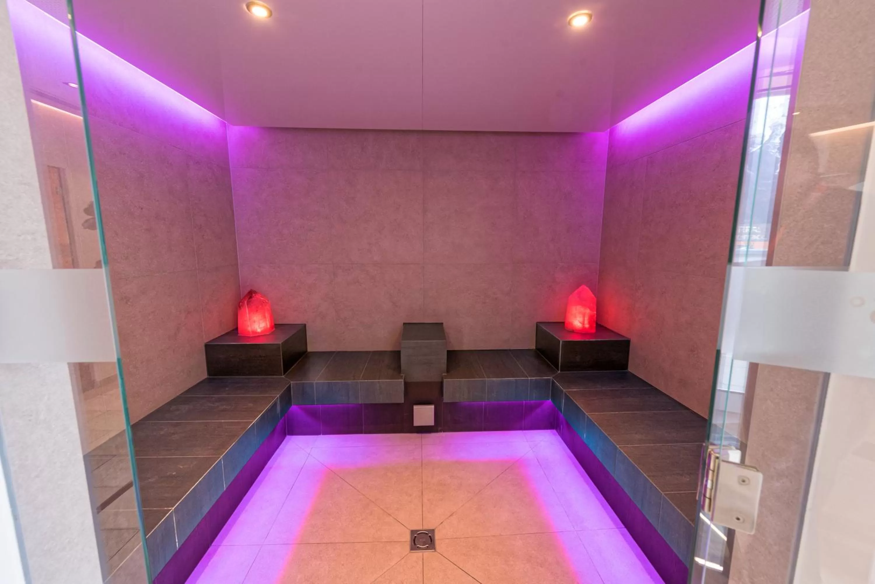 Steam room in Alphotel Innsbruck