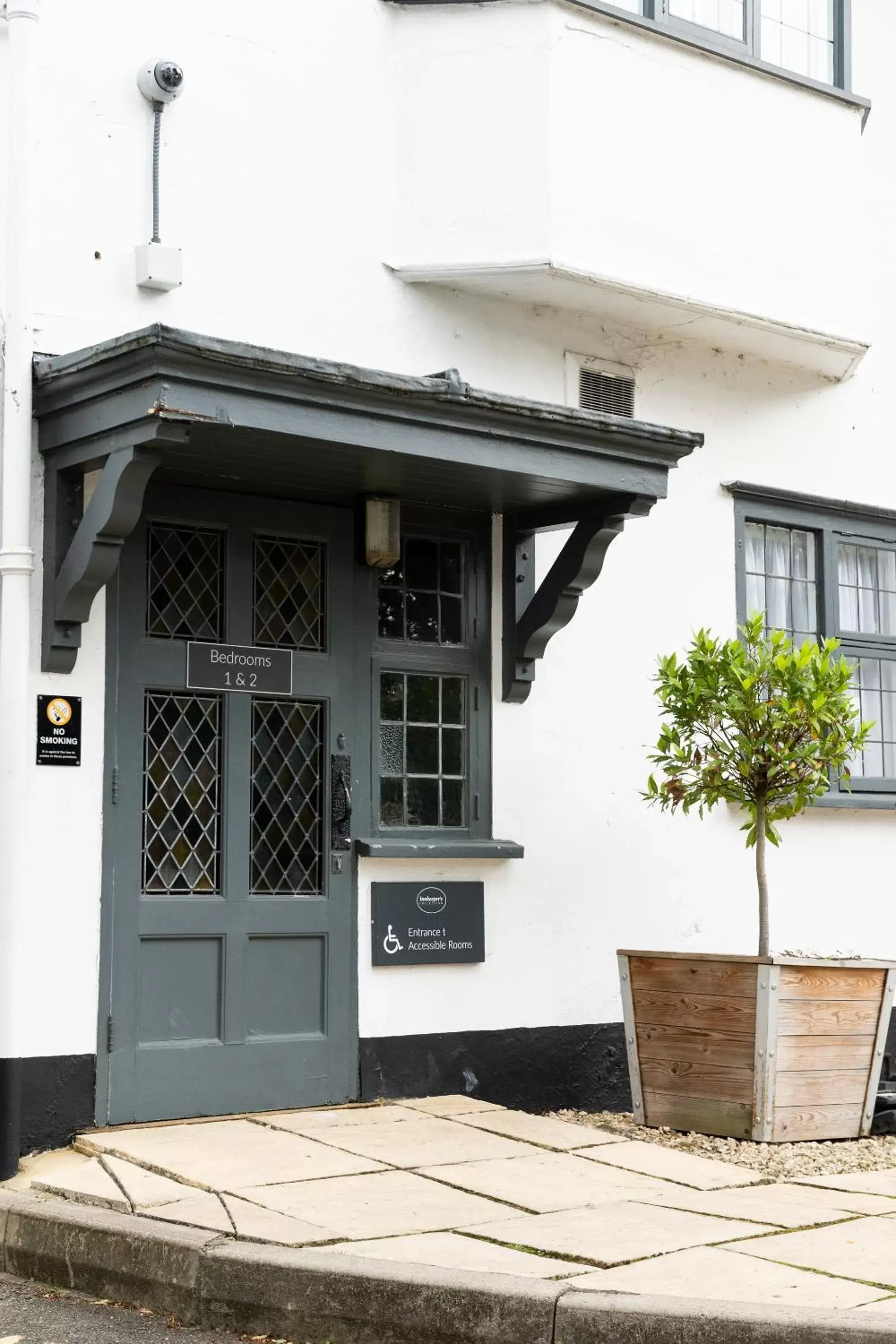 Property Building in The Oatlands Chaser by Innkeeper's Collection