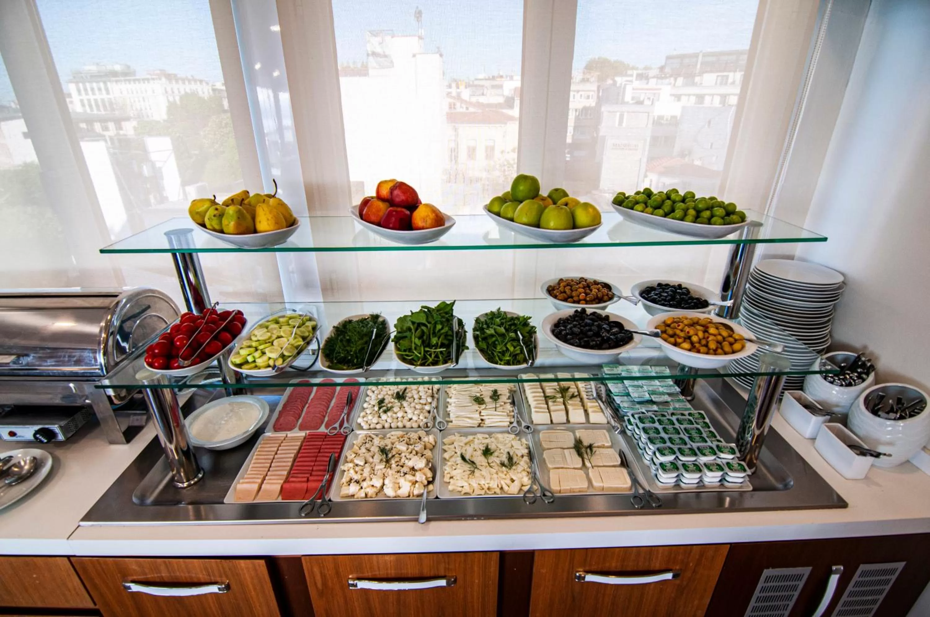 Food and drinks in Lapis Inn Hotel & Spa ( Ex. Ambassador Hotel)