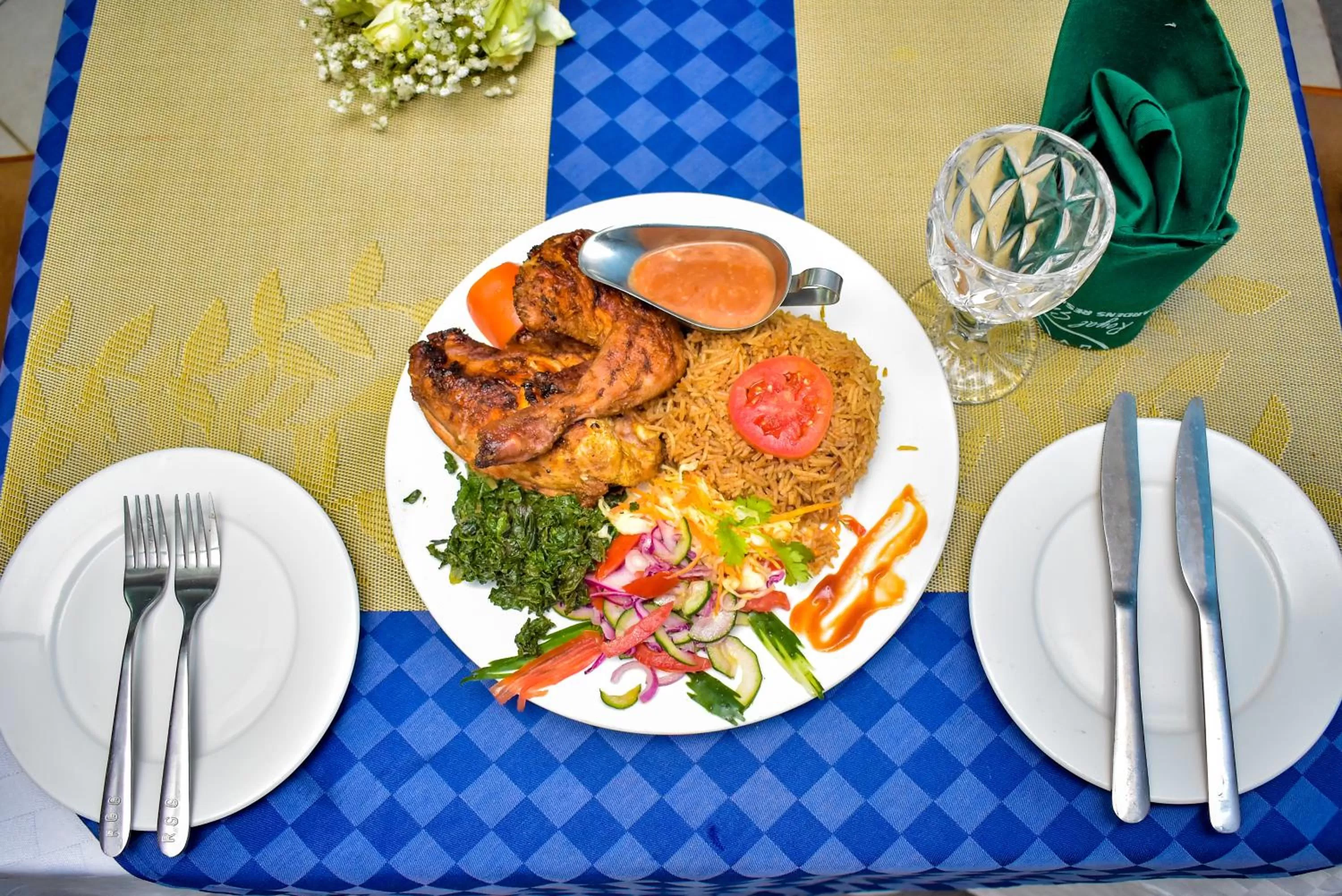 Food and drinks in Royal Green Gardens Resort