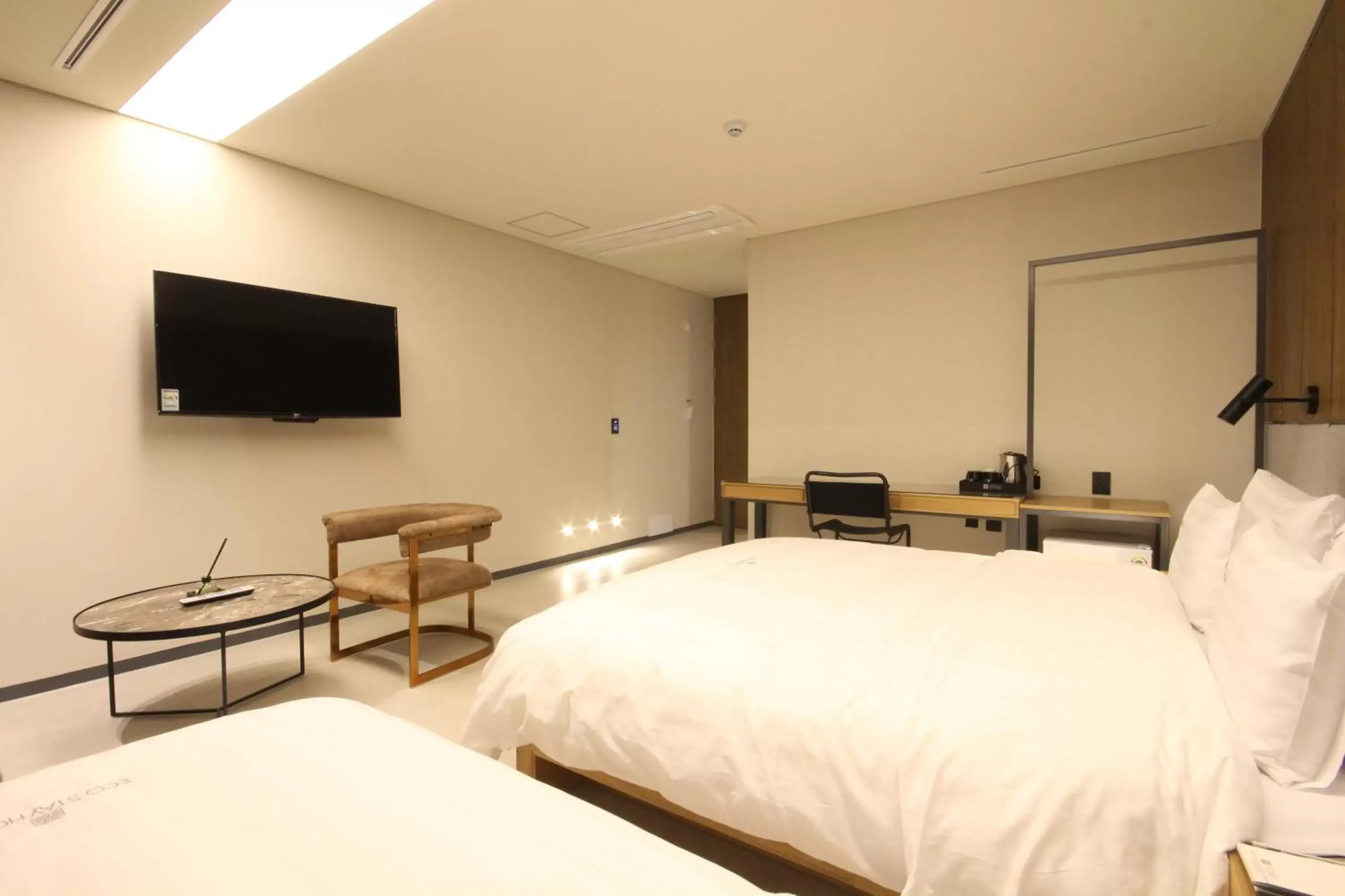 Bed in Hotel Eco stay