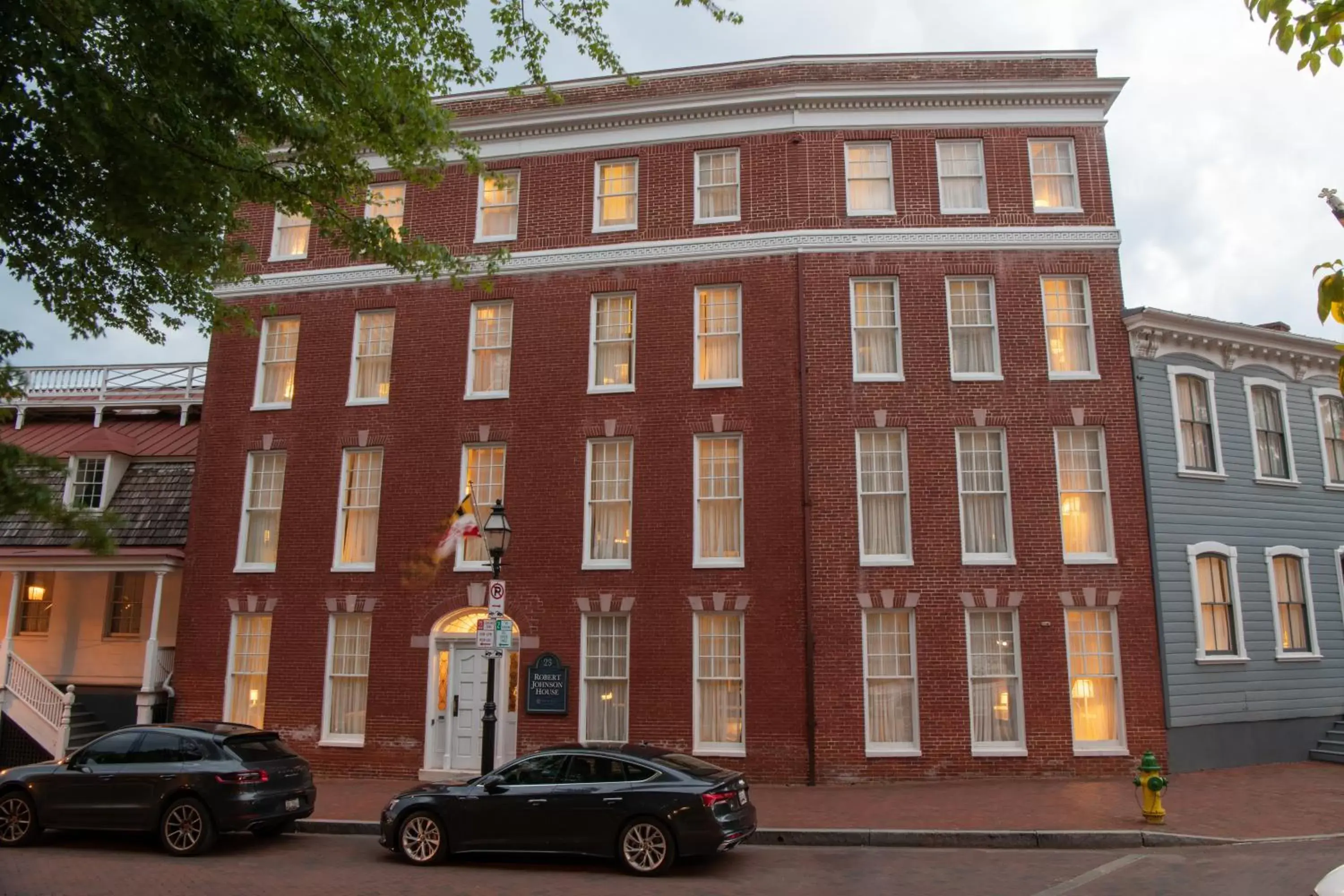 Property Building in Historic Inns of Annapolis